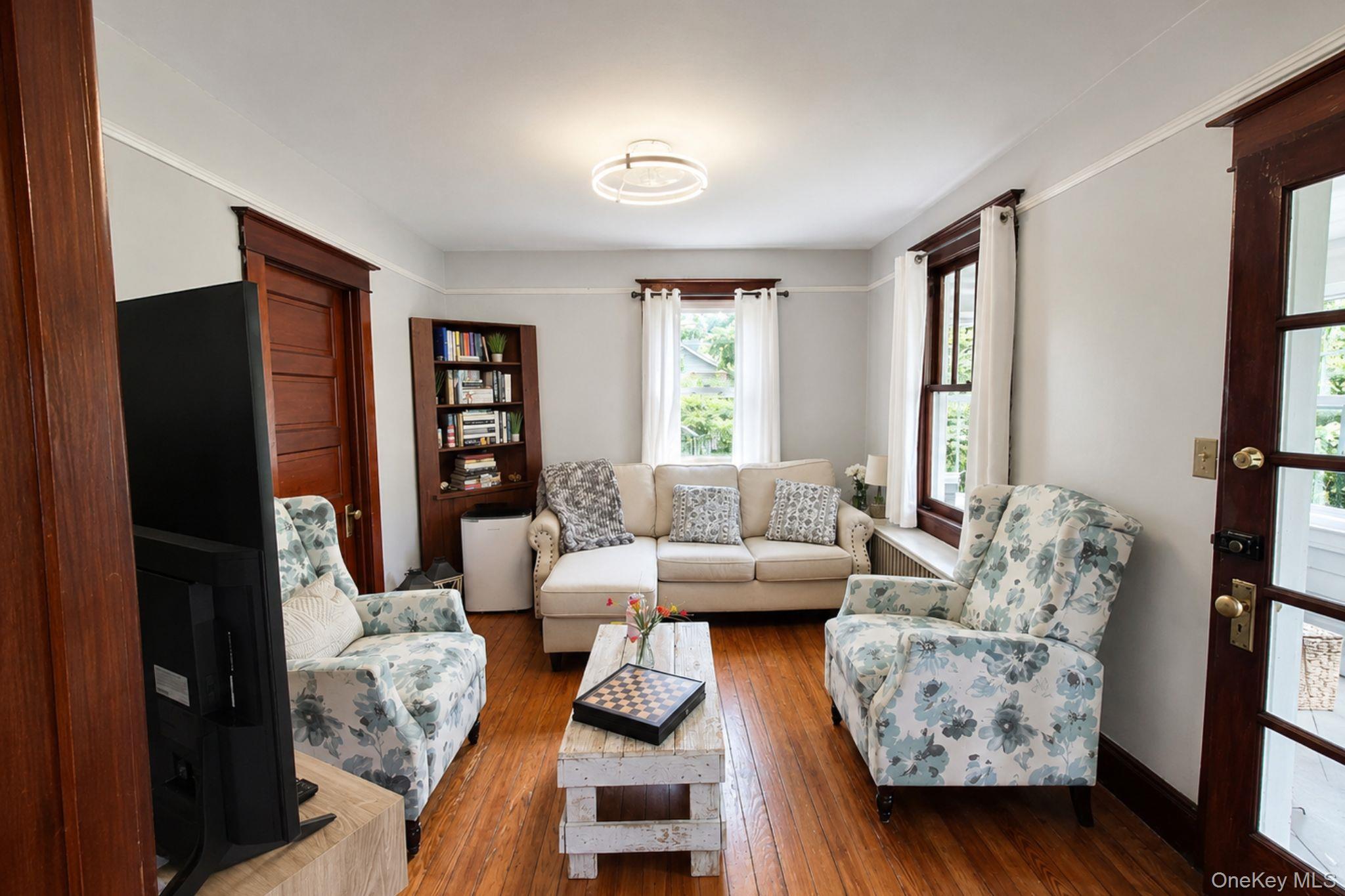 185 Ferndale Boulevard Property Photo 10