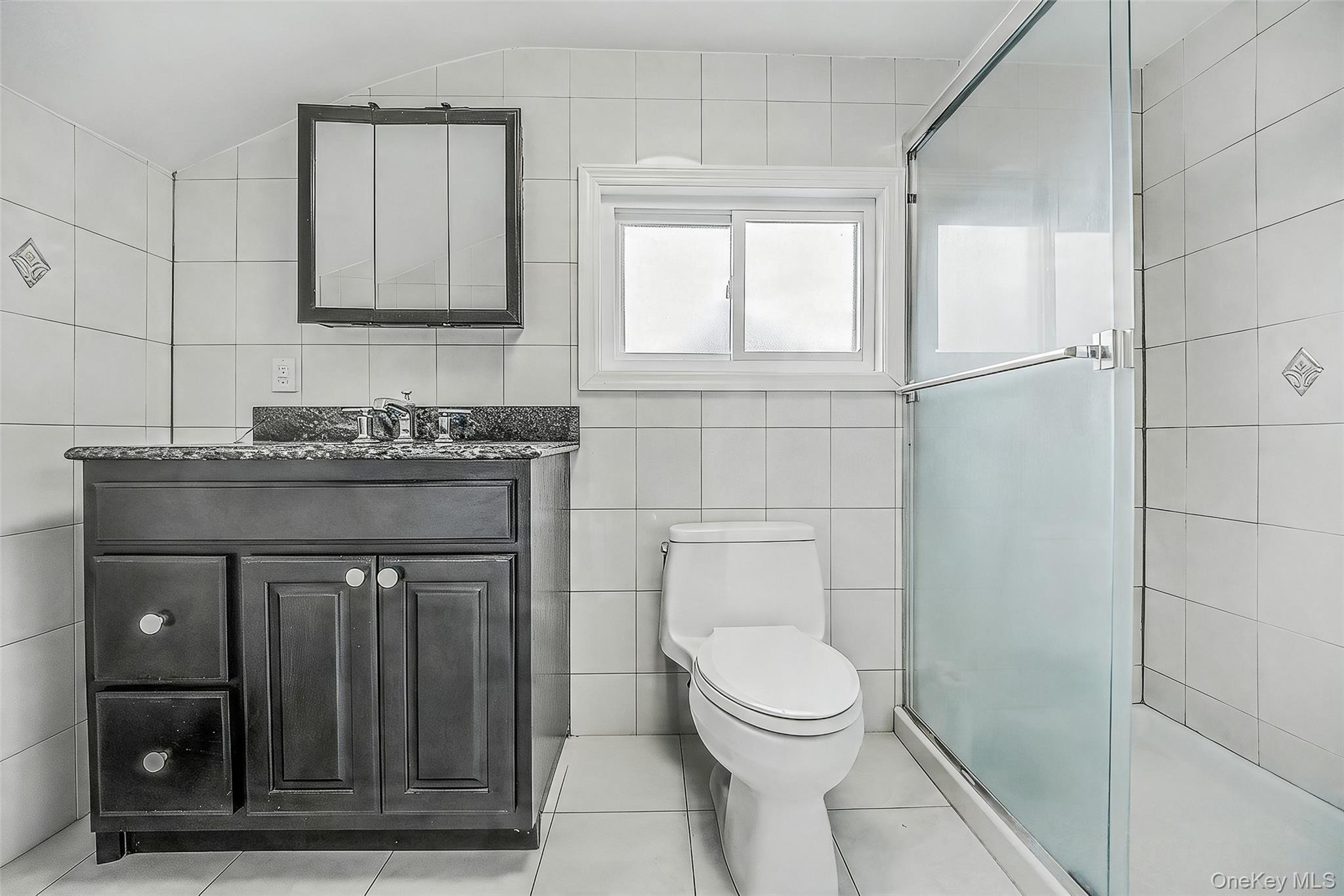 28 Greenvale Lane Property Photo 3