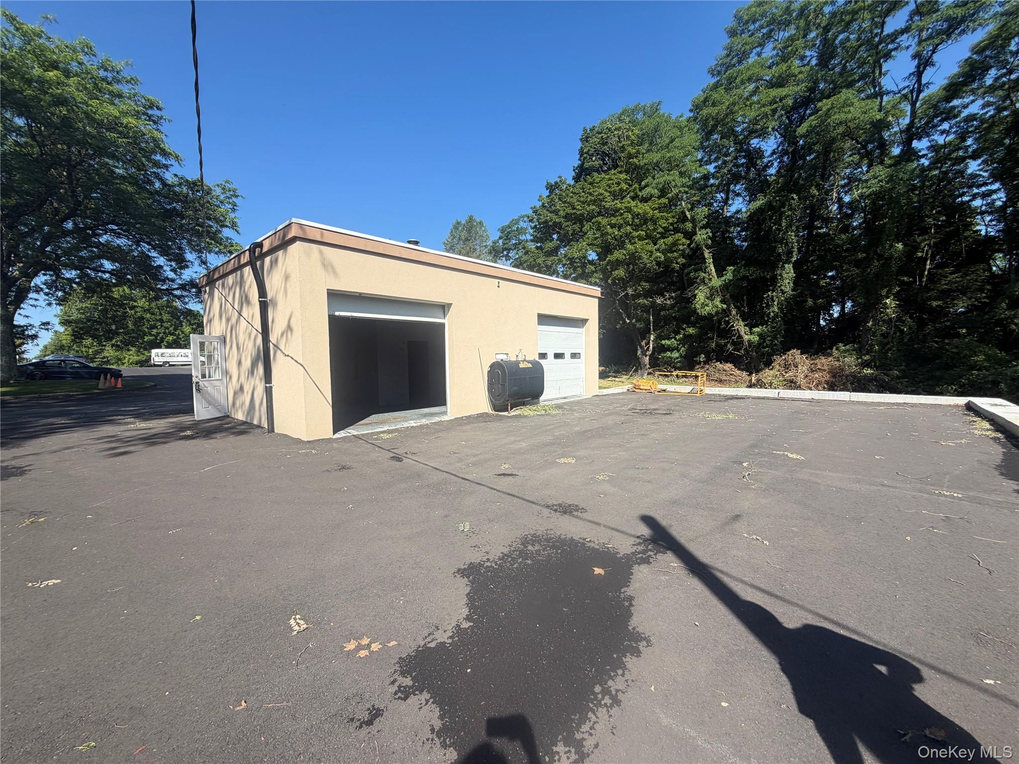 2022 Route 22 Back 2 Car Property Photo 2