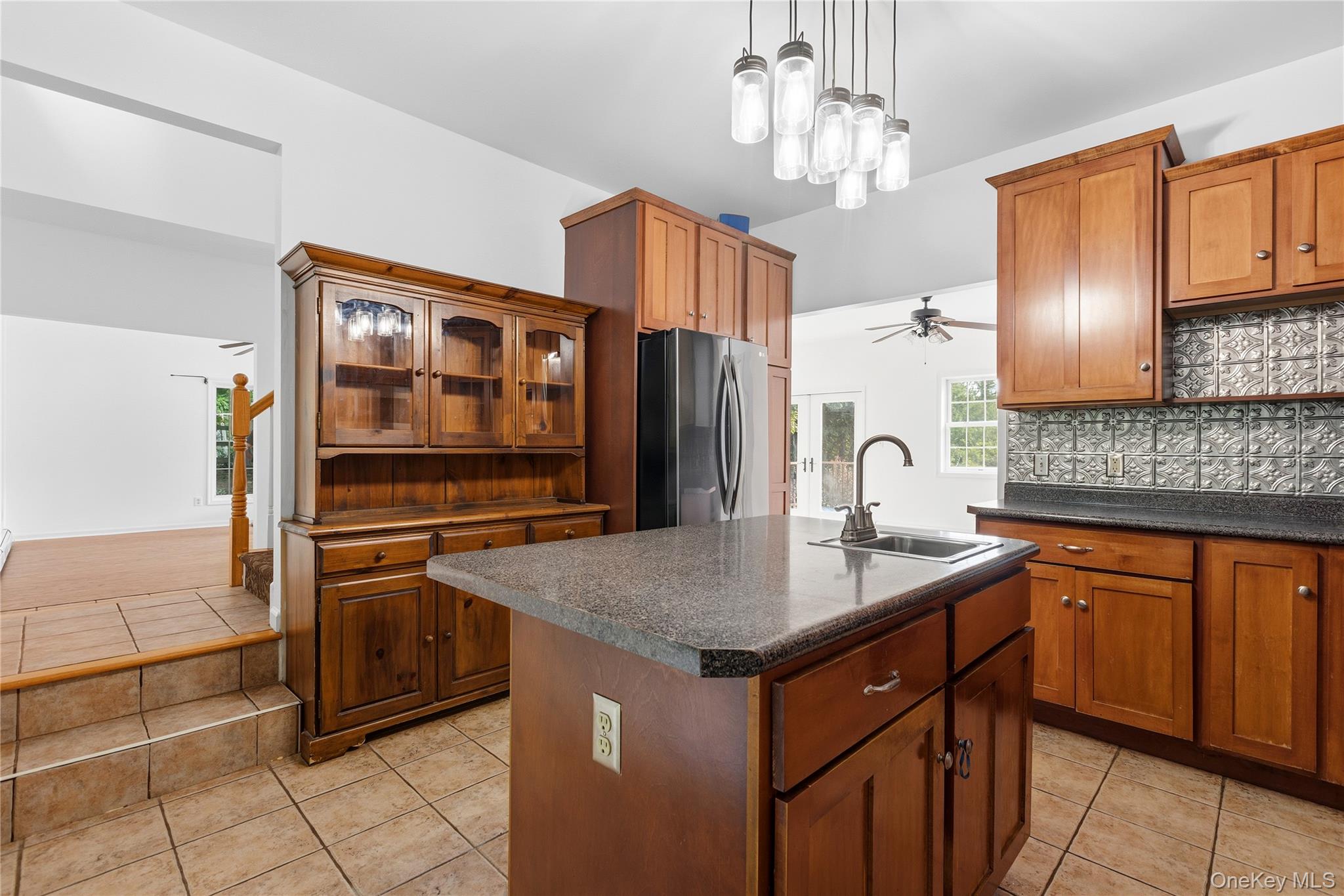7 Van Keuren Avenue Property Photo 13