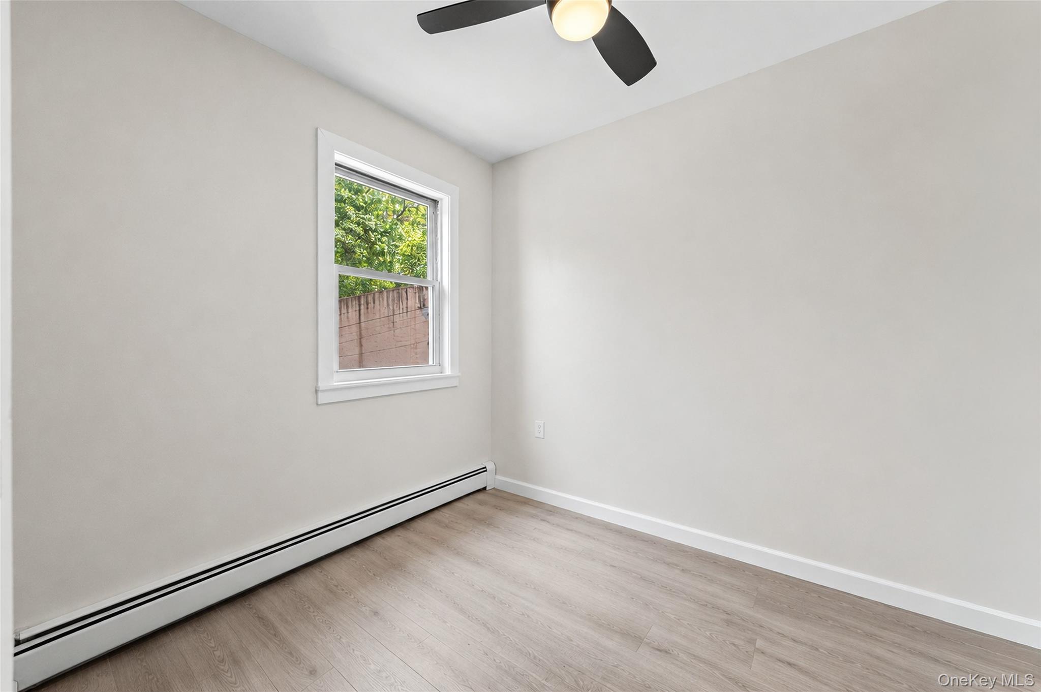 42-18 E 235 Street Property Photo 28
