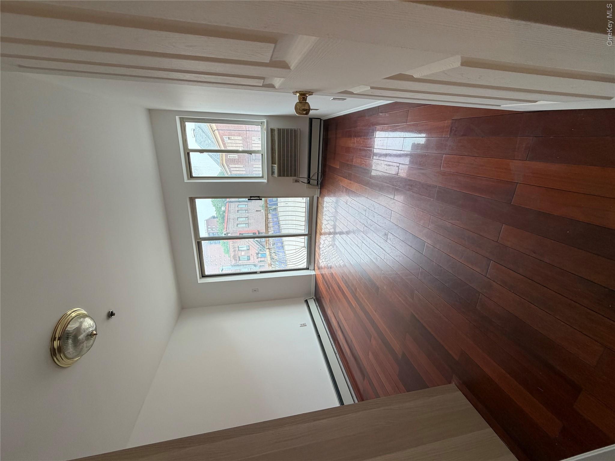 3451 Leavitt Street 3b Property Photo 3
