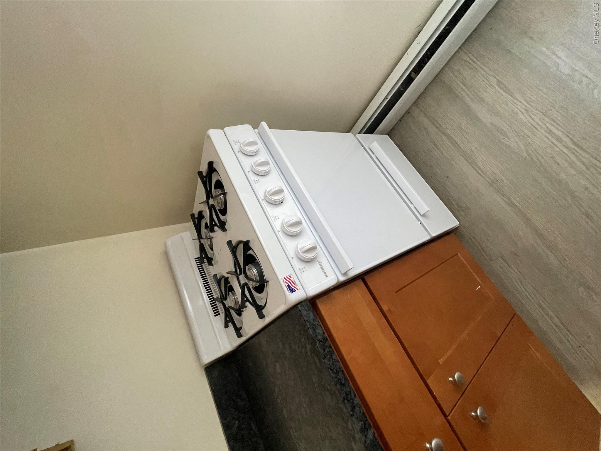 8 Franklin Avenue 1 Property Photo 14