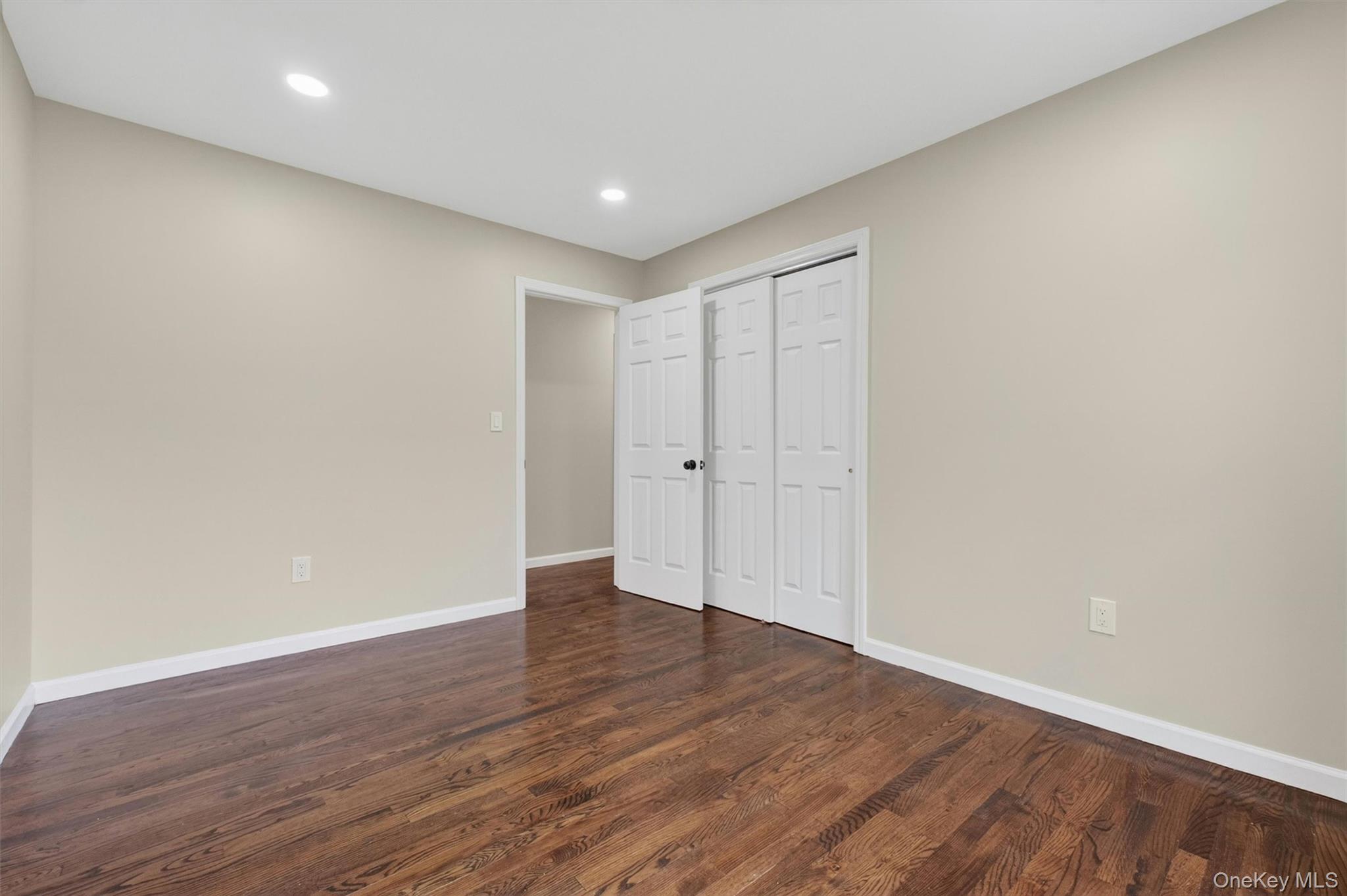 80 N Cross Road Property Photo 27