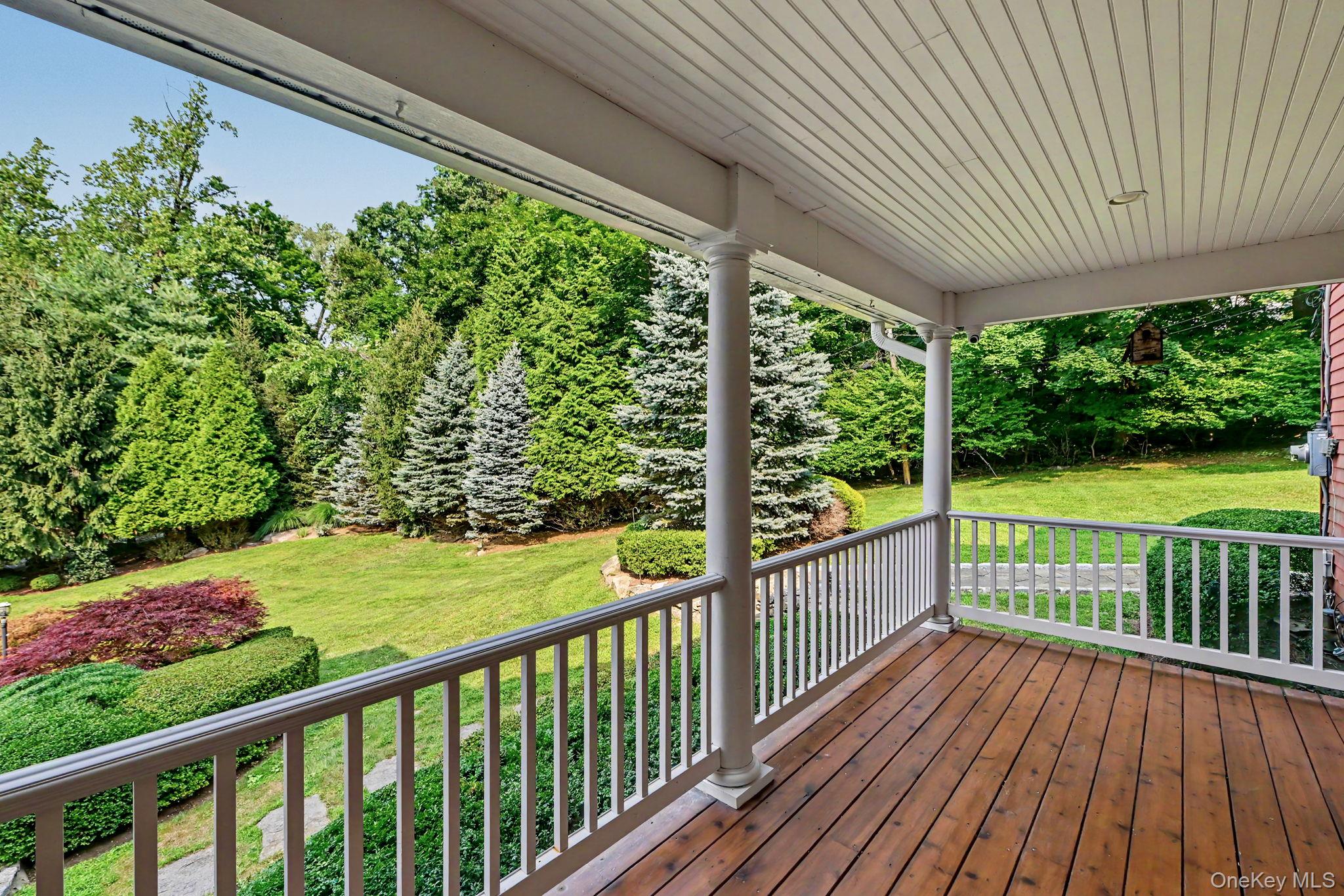 1800 Saw Mill River Road Property Photo 4