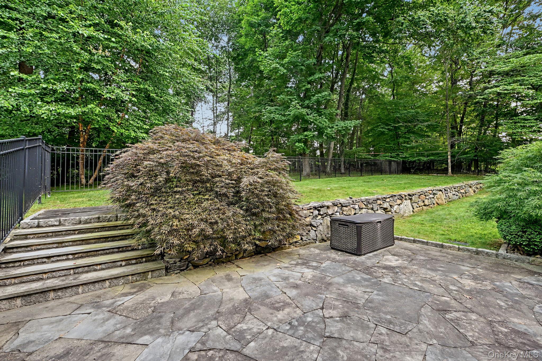 1800 Saw Mill River Road Property Photo 39