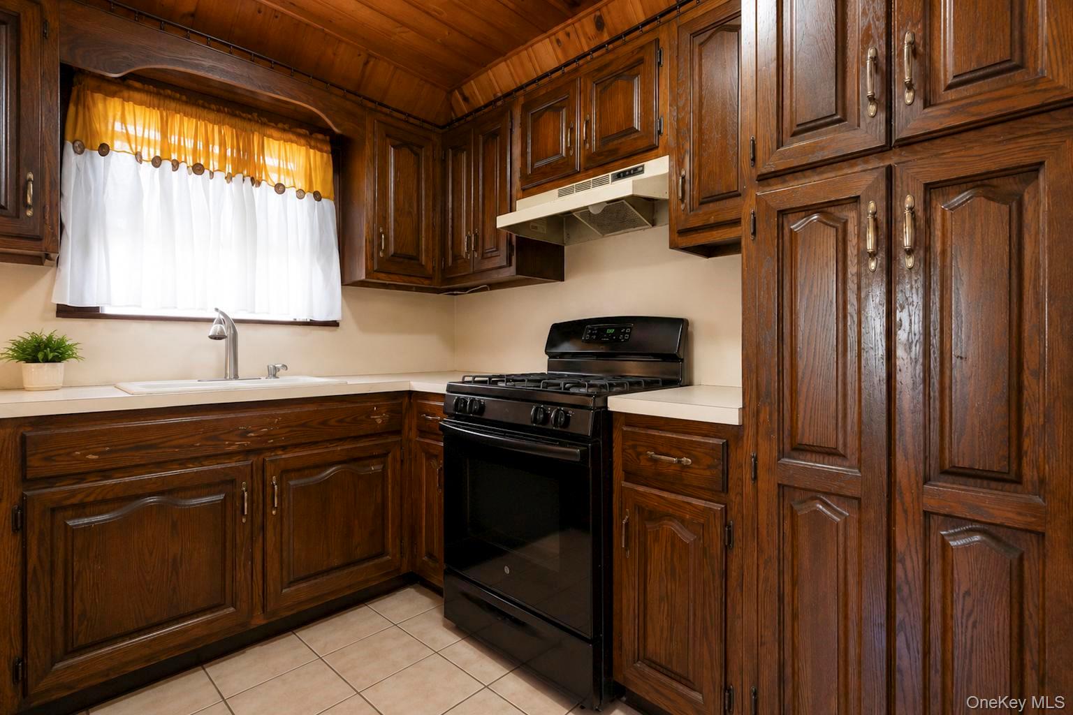 117 Selden Boulevard Property Photo 18