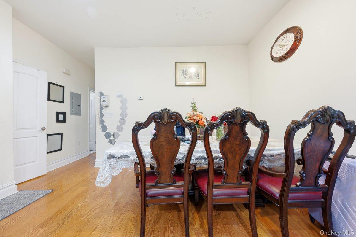 4412 Bronx Boulevard Property Photo 14