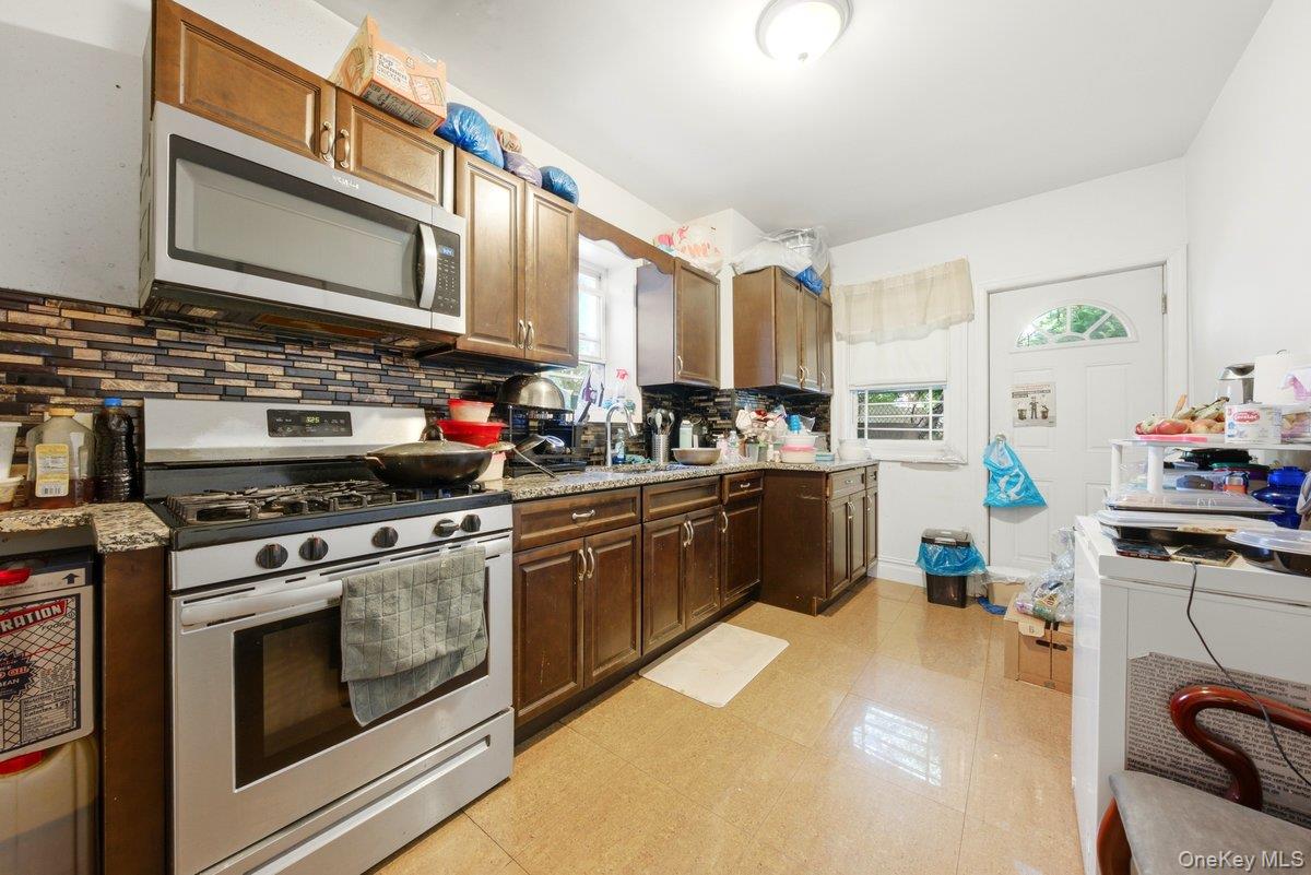 4412 Bronx Boulevard Property Photo 17