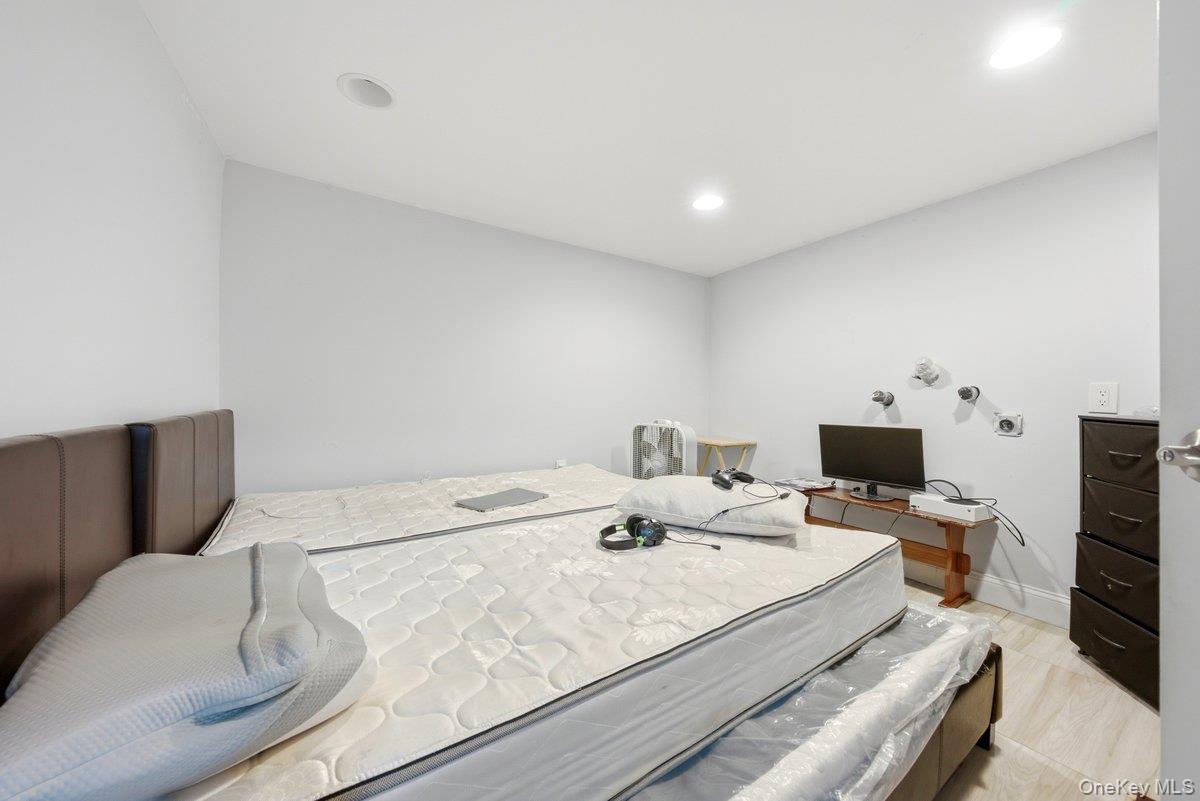 4412 Bronx Boulevard Property Photo 19