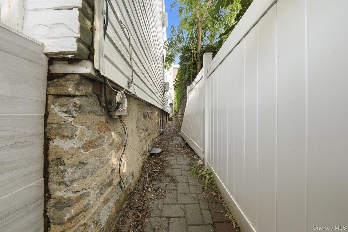 4412 Bronx Boulevard Property Photo 26