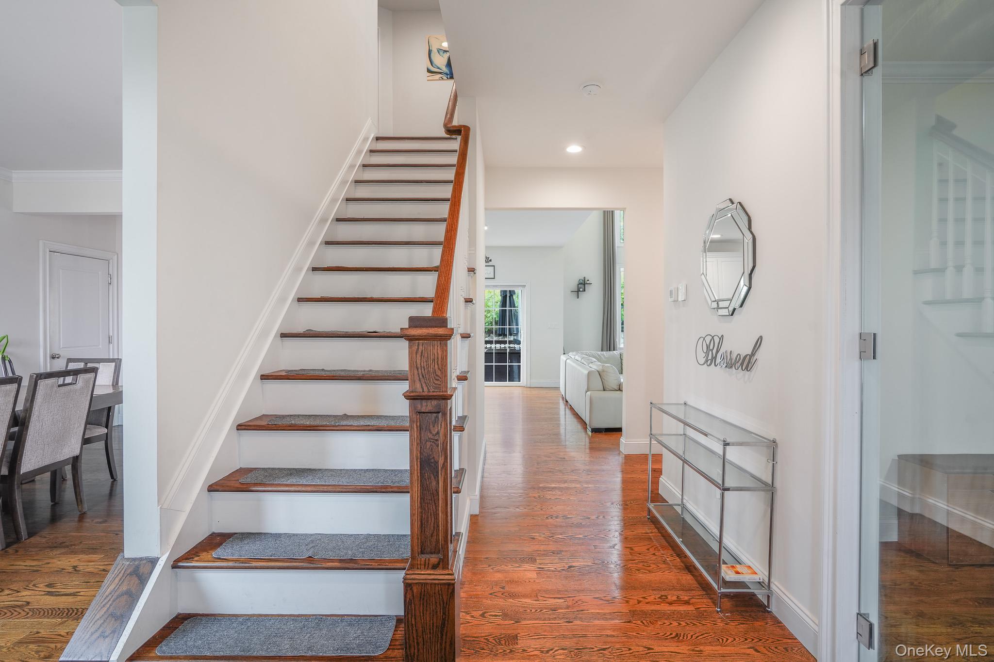 149 Stratford Drive Property Photo 4