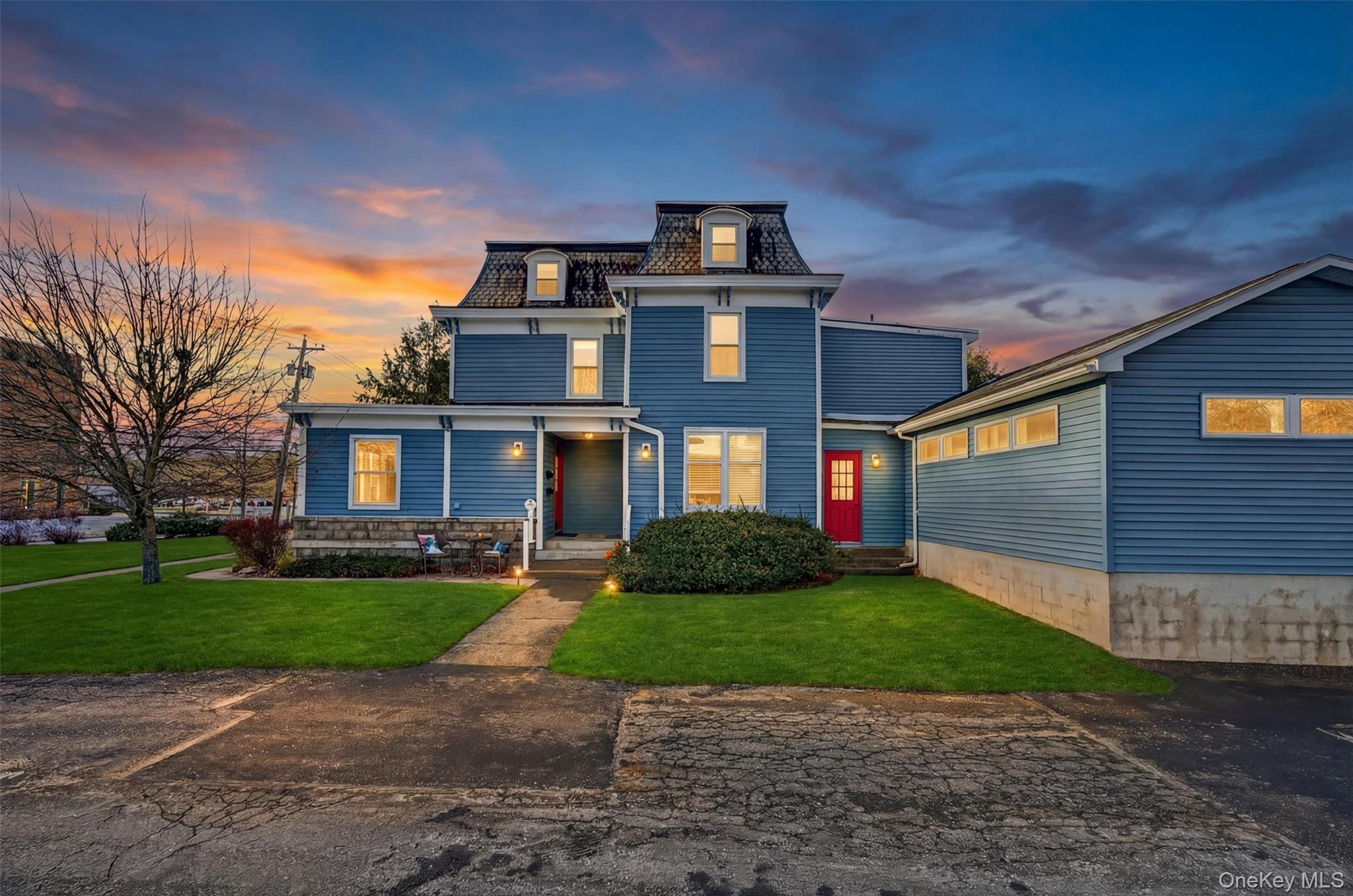 12 Scotchtown Avenue Property Photo 1