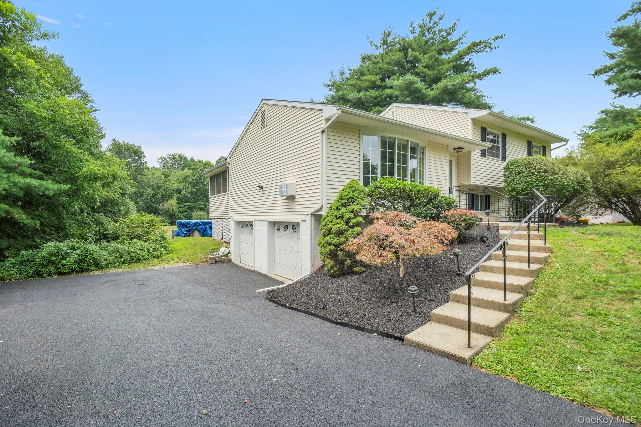 9 Barnes Drive Property Photo 2