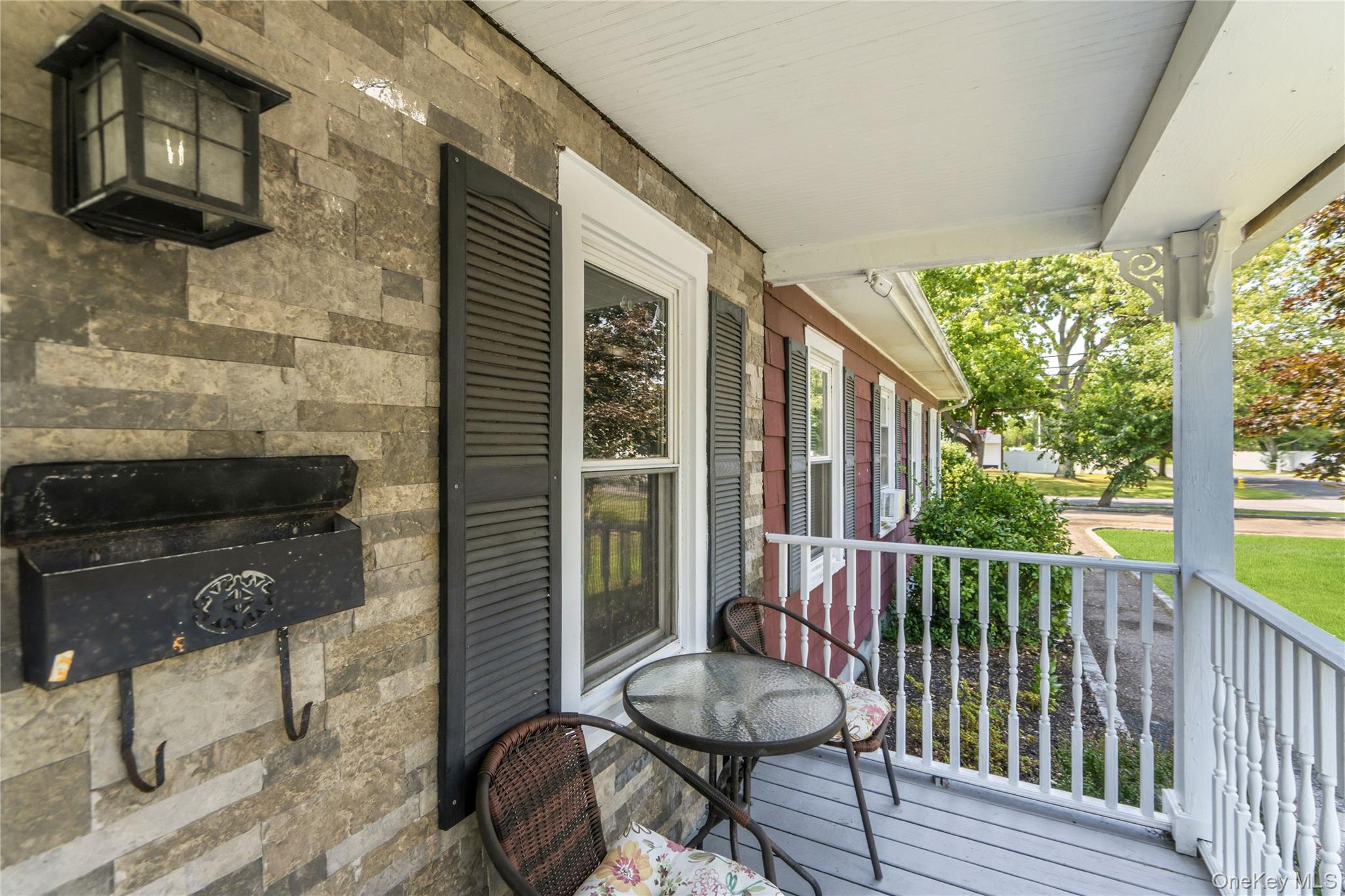 278 Ferndale Boulevard Property Photo 5