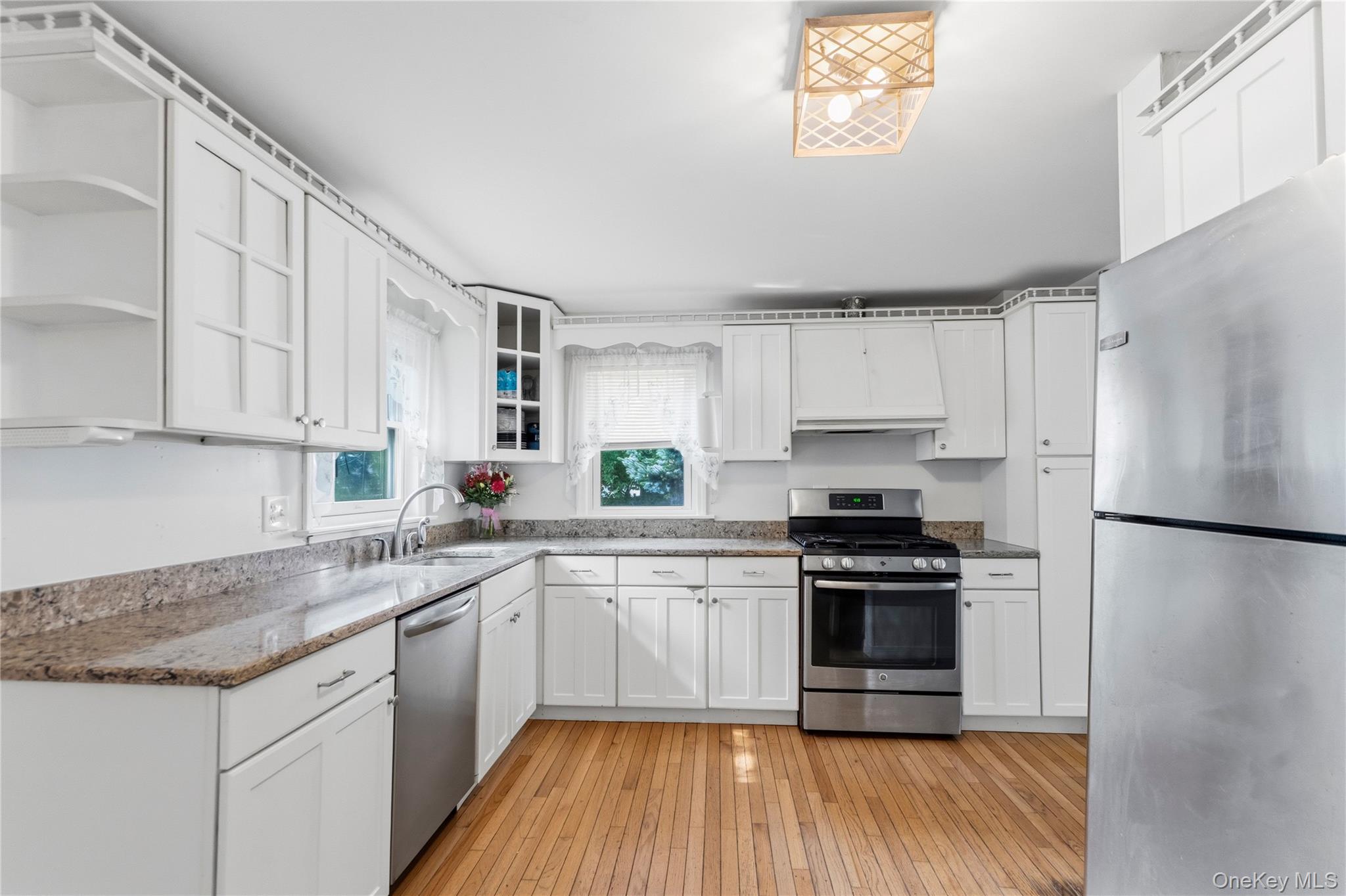 278 Ferndale Boulevard Property Photo 8