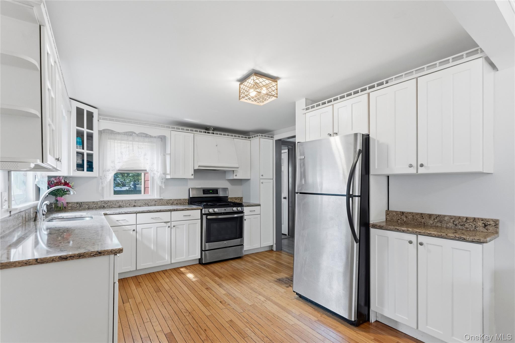 278 Ferndale Boulevard Property Photo 9