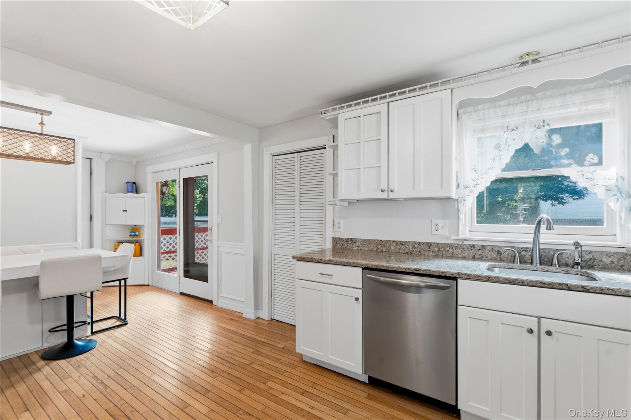 278 Ferndale Boulevard Property Photo 15