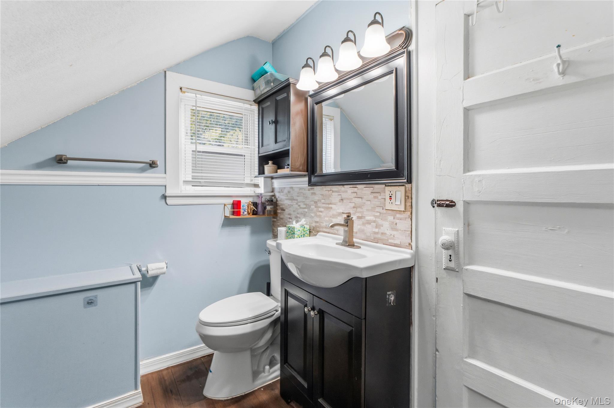278 Ferndale Boulevard Property Photo 31