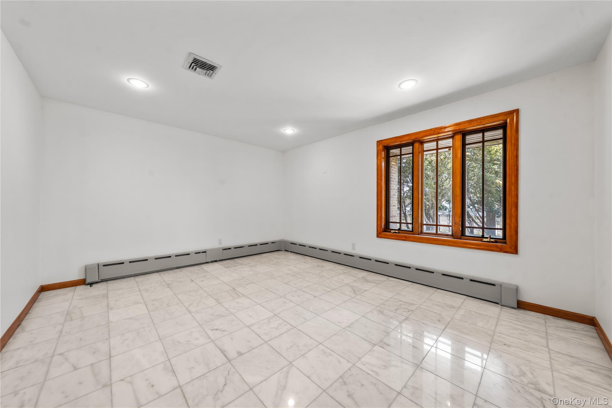 1 Grandview Drive Property Photo 23