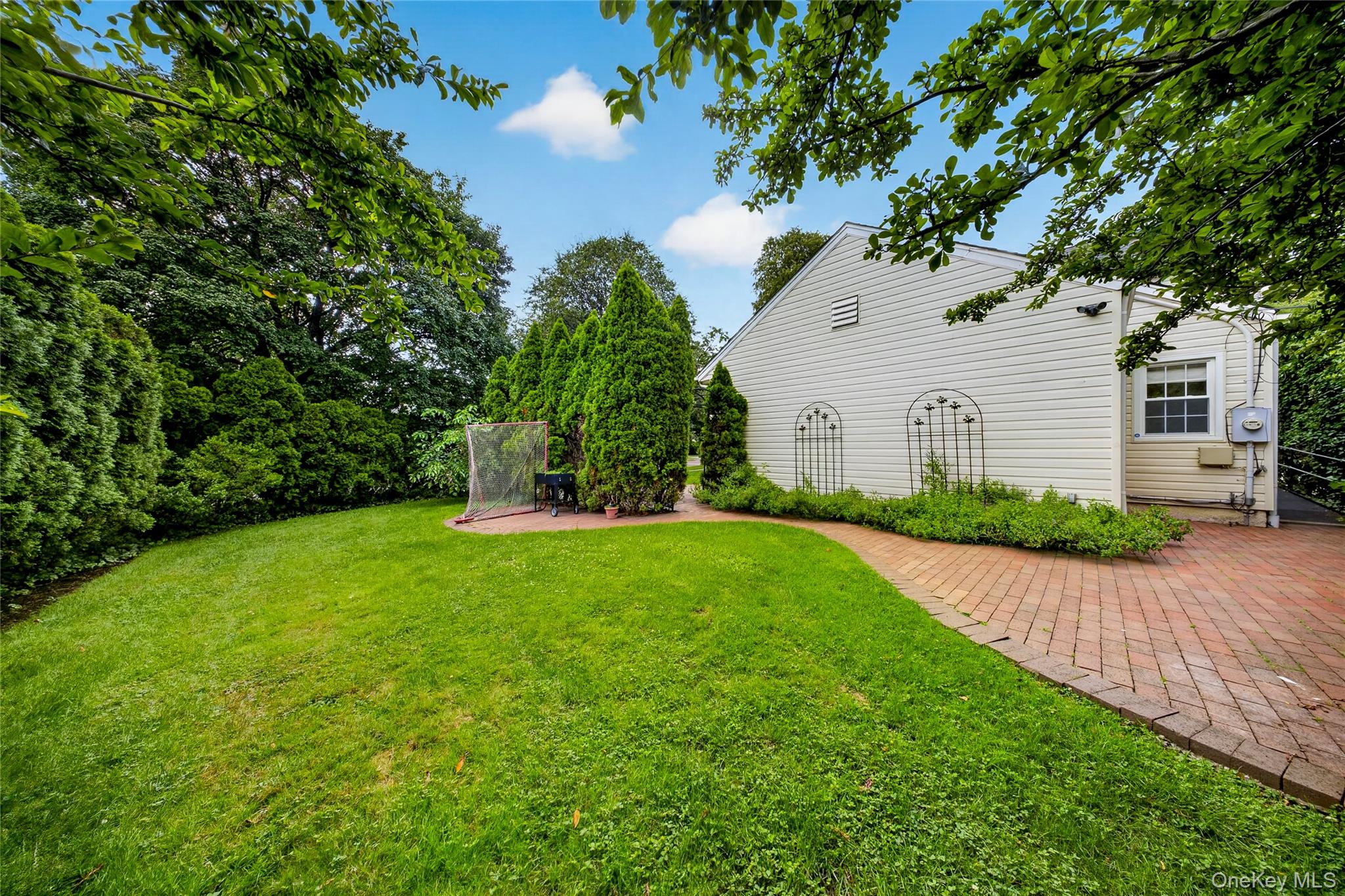 17 Maxwell Road Property Photo 32