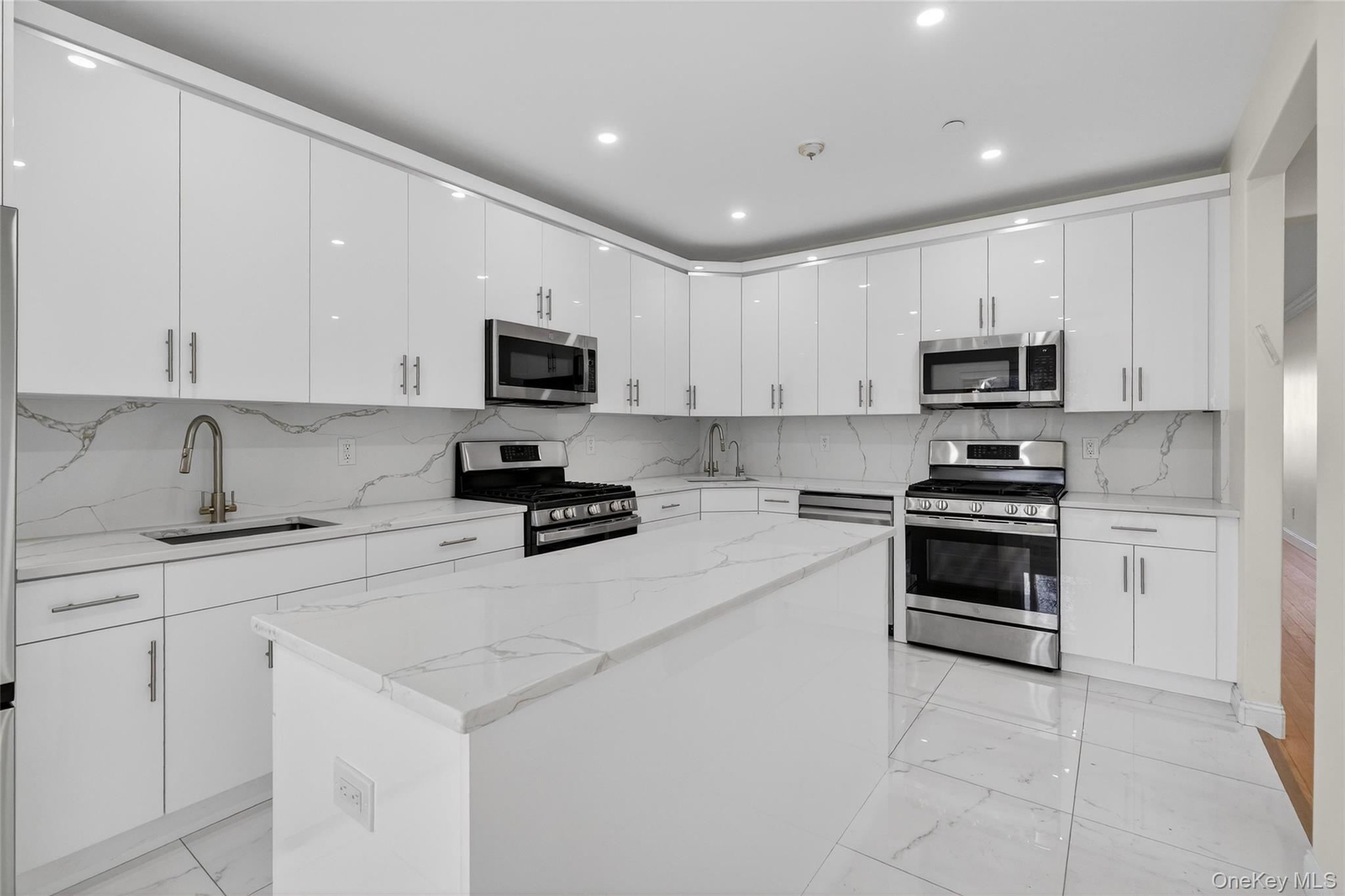 2 Bluefield Drive 103 Property Photo 4
