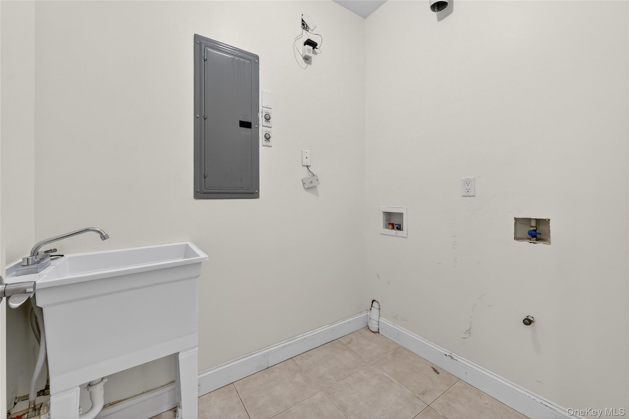 2 Bluefield Drive 103 Property Photo 24