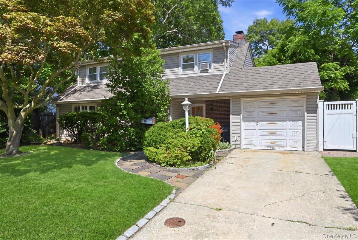 66 N Emerson Avenue Property Photo 1