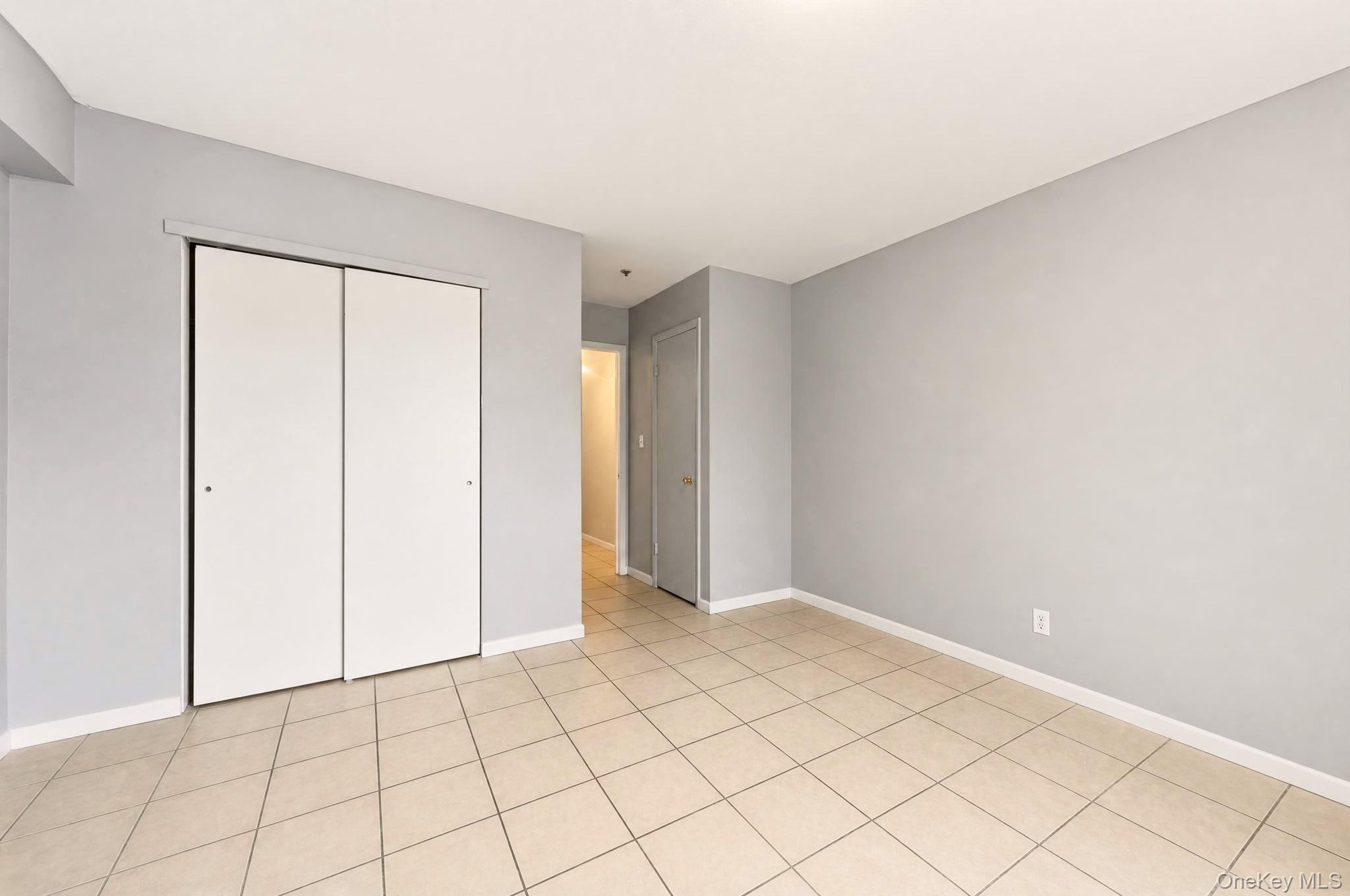 29 Tappen Court Property Photo 7