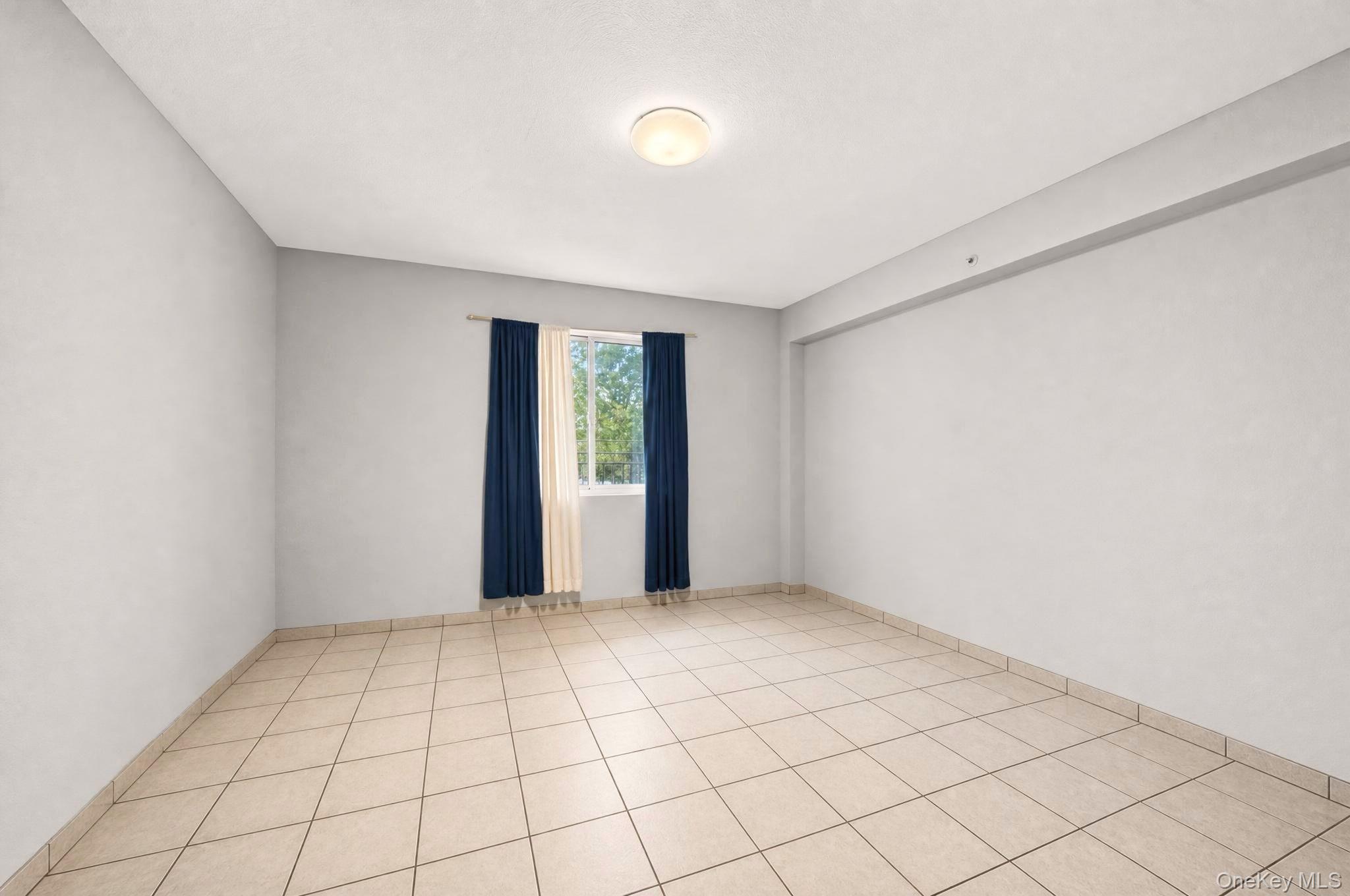 29 Tappen Court Property Photo 11