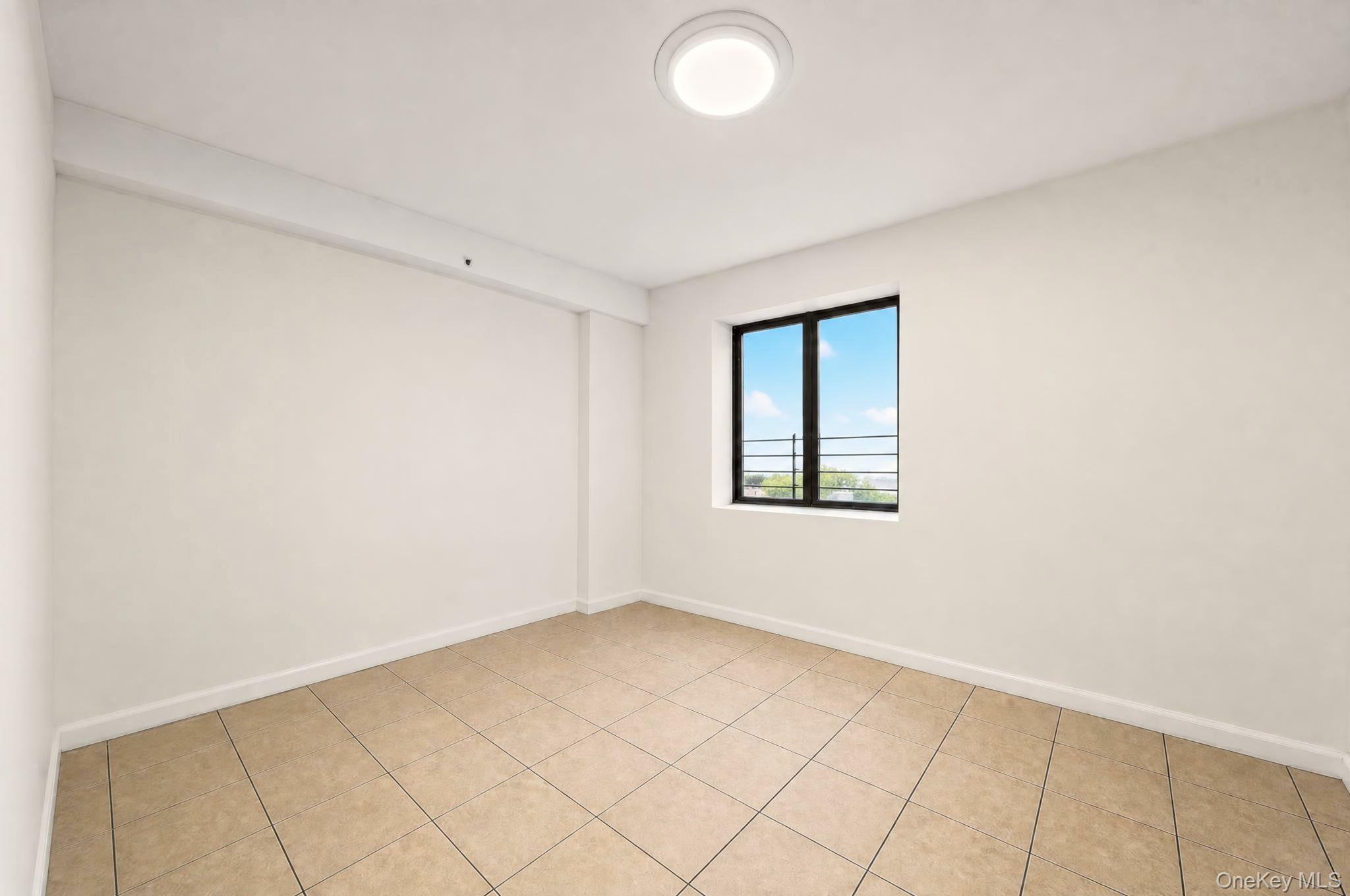 29 Tappen Court Property Photo 12