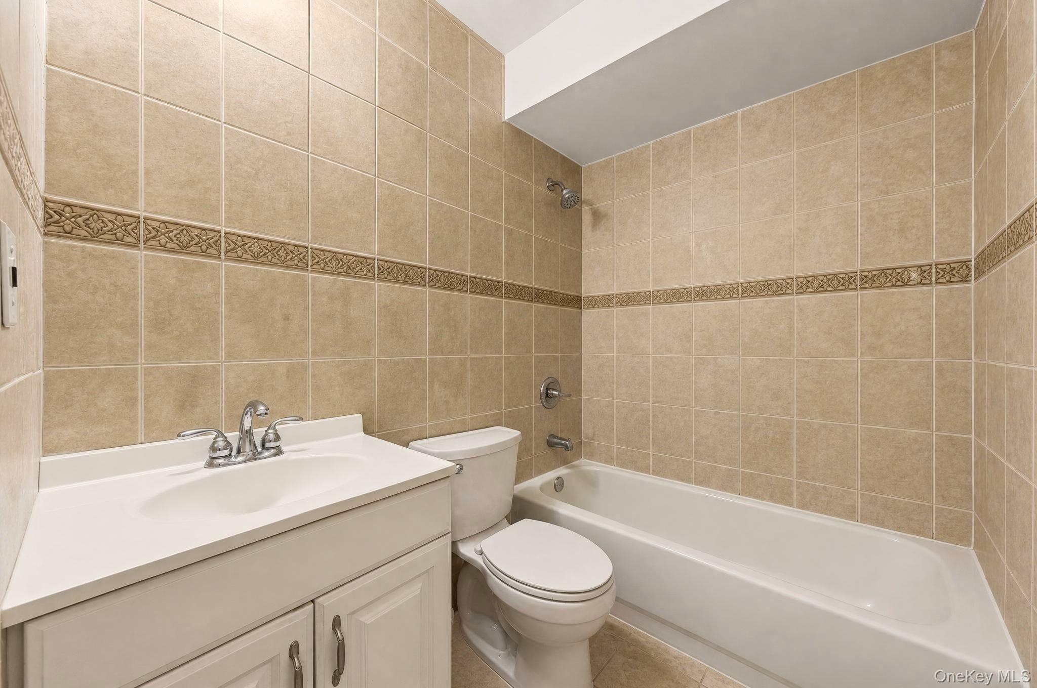 29 Tappen Court Property Photo 18