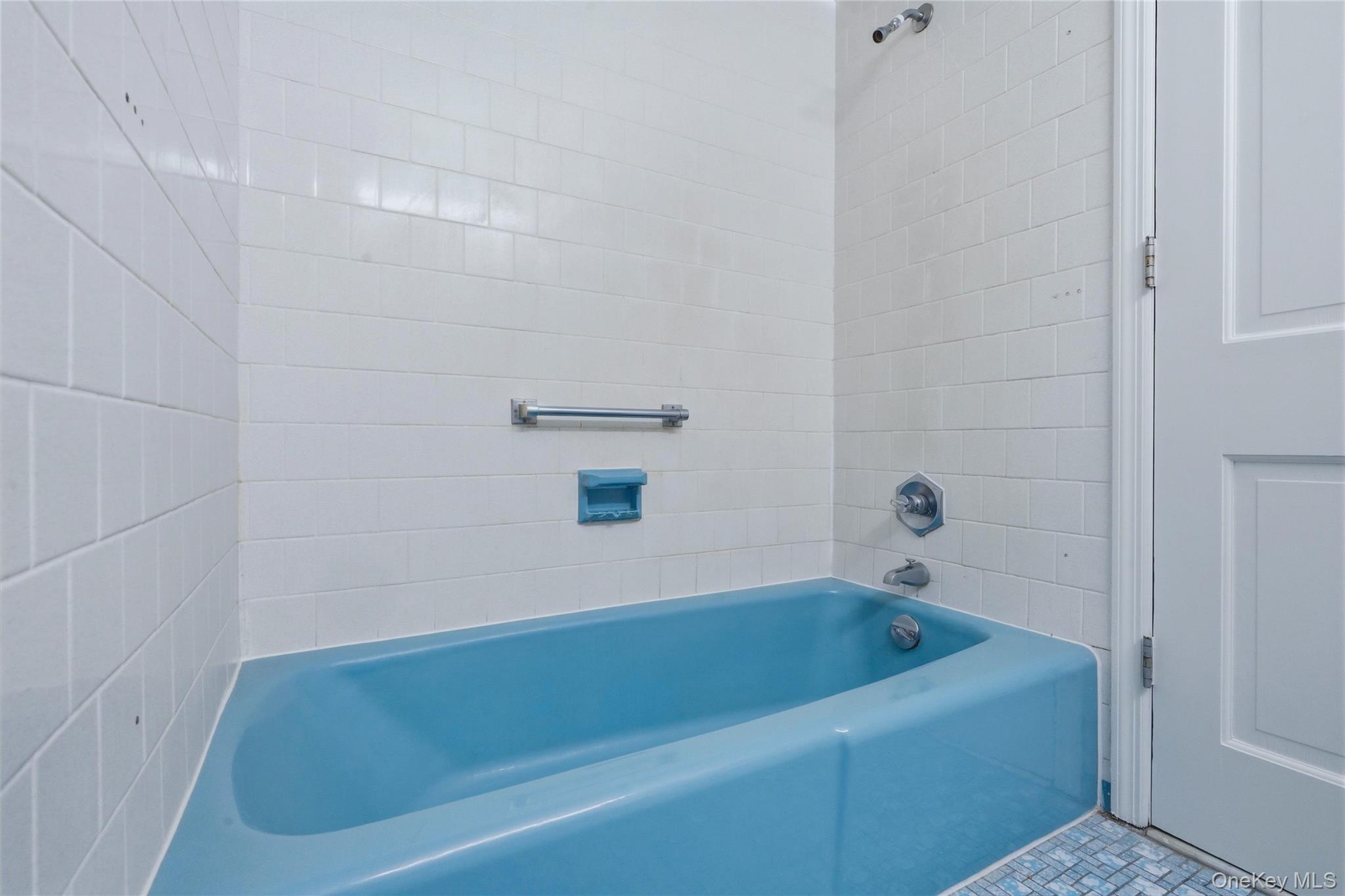 2320 Glasco Turnpike Property Photo 32