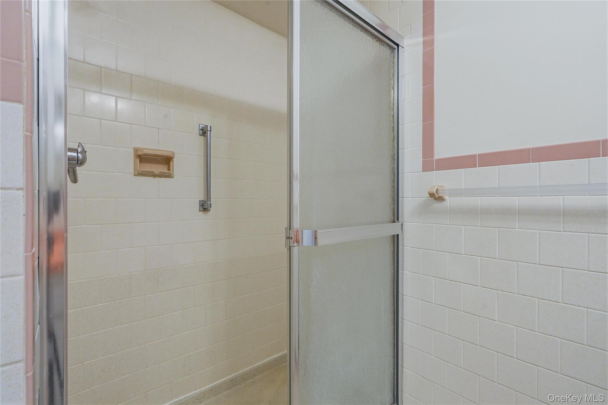 2320 Glasco Turnpike Property Photo 38