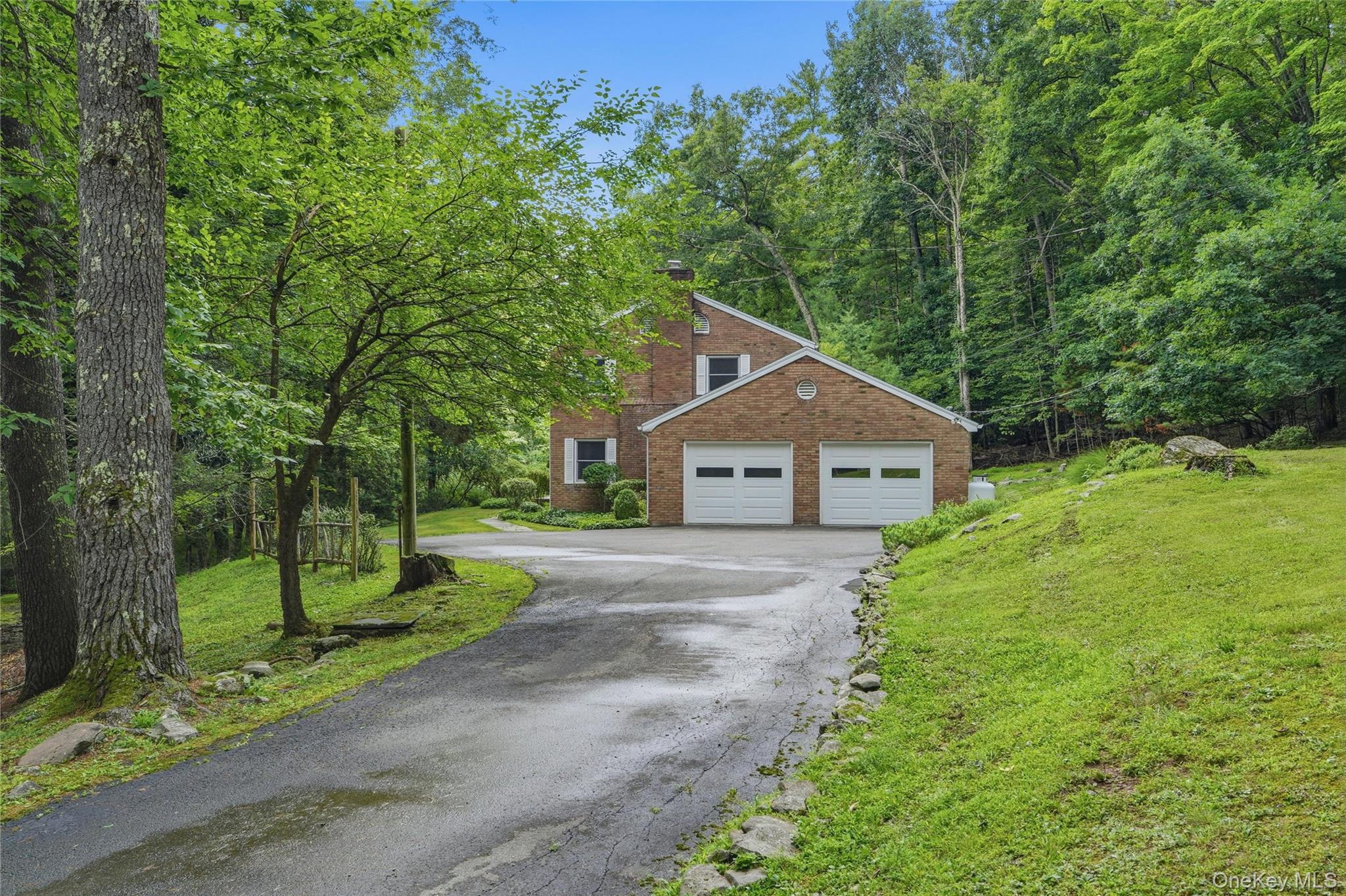 2320 Glasco Turnpike Property Photo 40