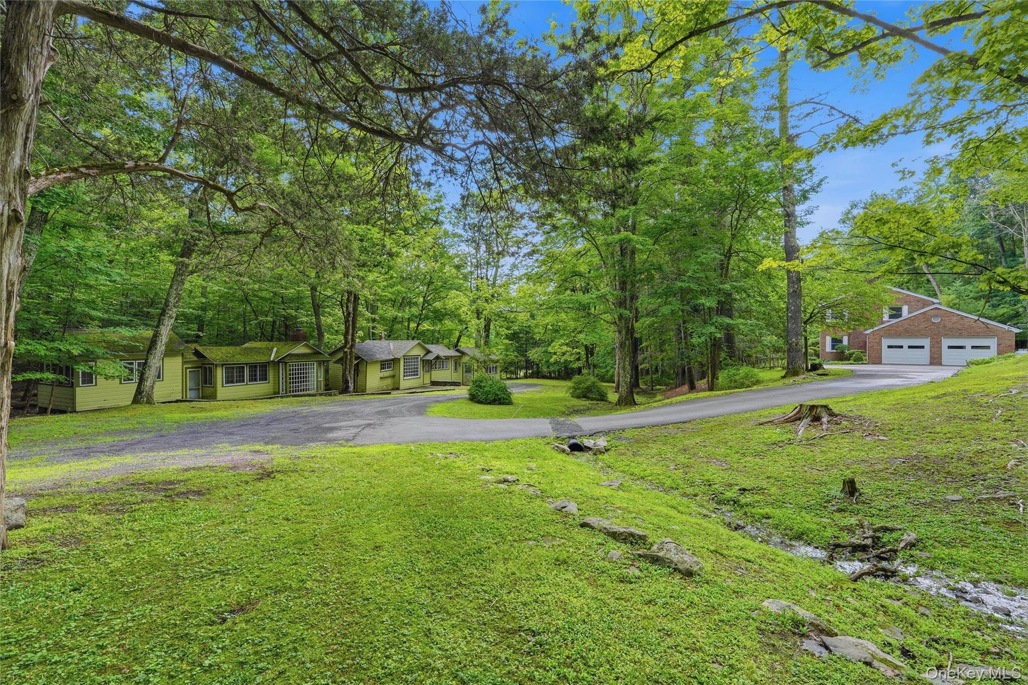 2320 Glasco Turnpike Property Photo 43