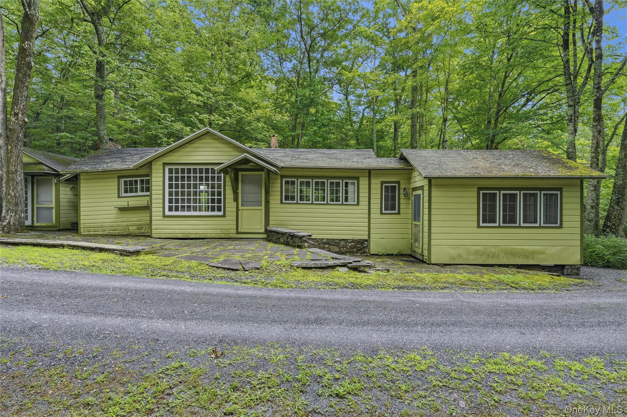 2320 Glasco Turnpike Property Photo 45