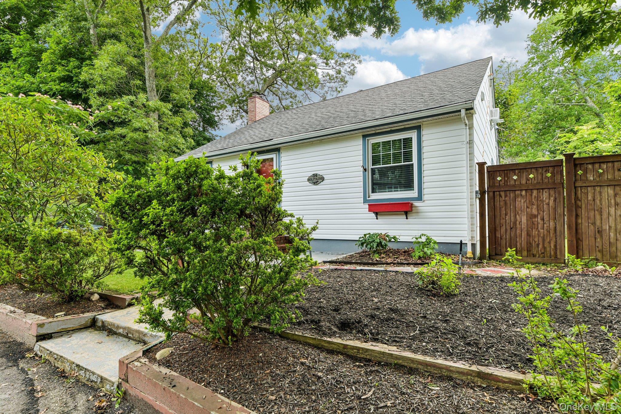 34 Solitaire Road Property Photo 2