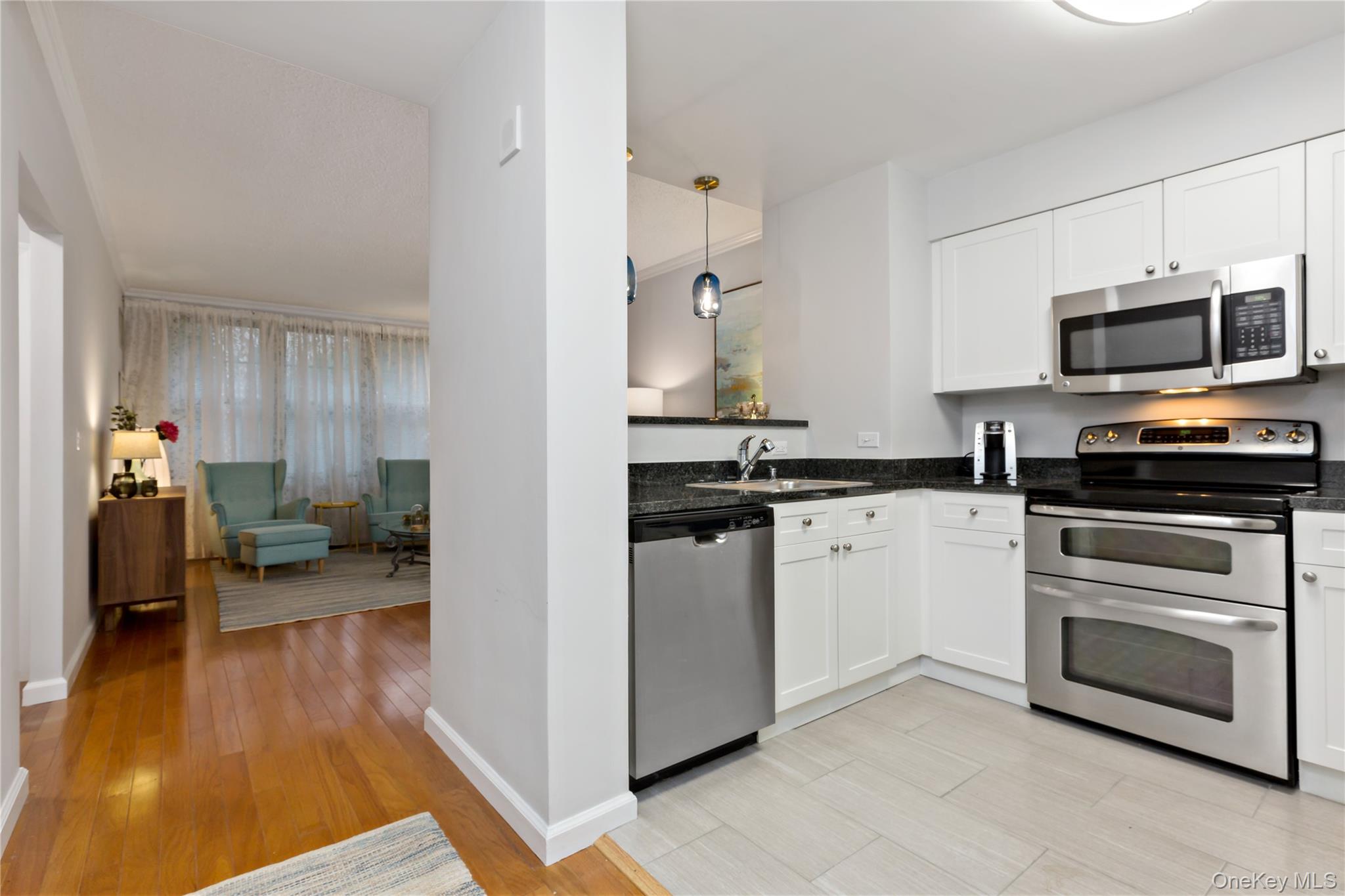 300 Mamaroneck 315 Property Photo 8
