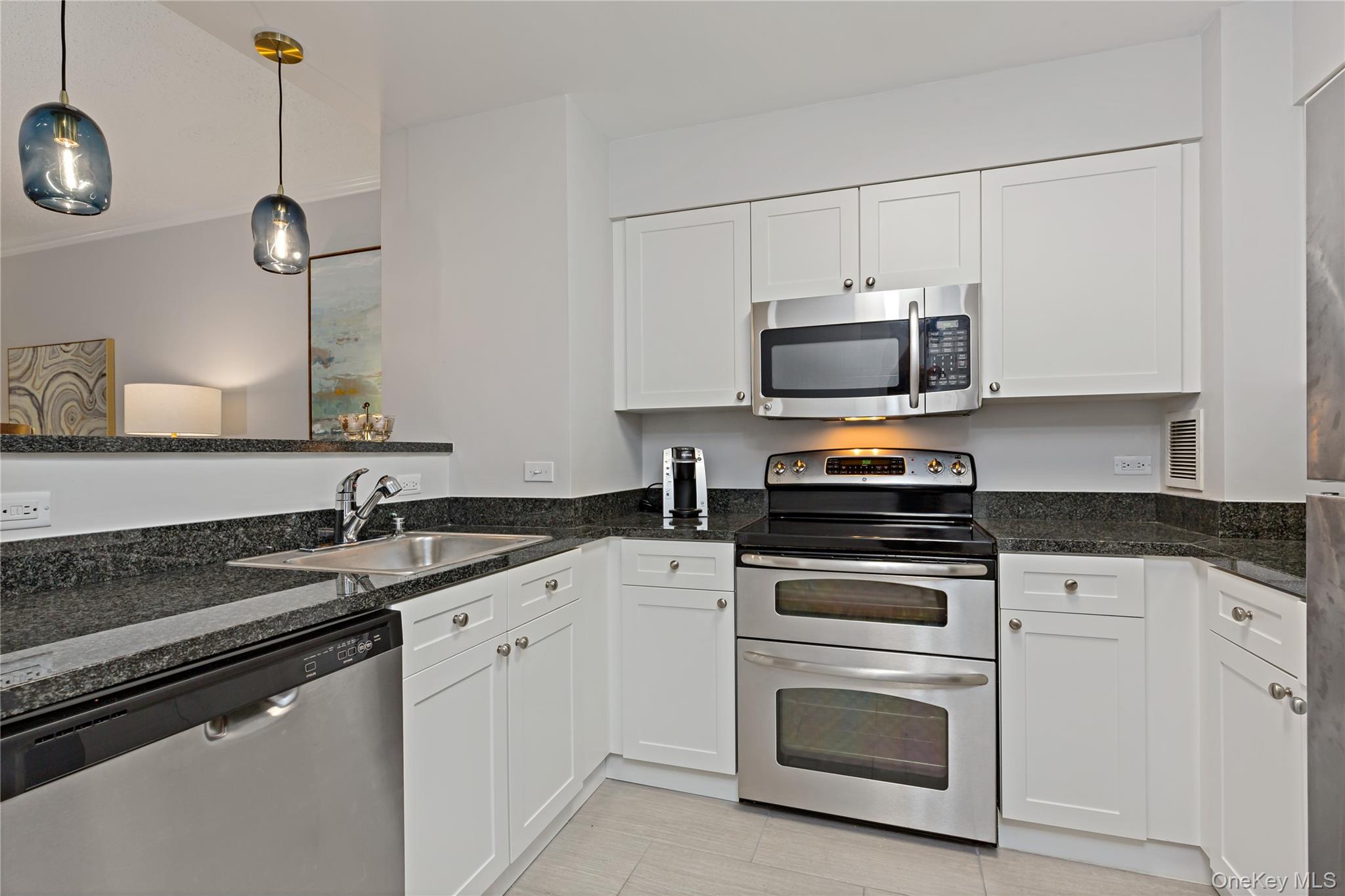 300 Mamaroneck 315 Property Photo 10