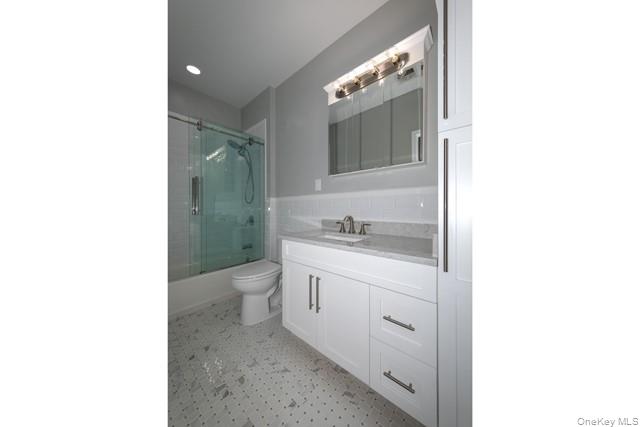 1 Charles Pond Drive 2-227 Property Photo 13