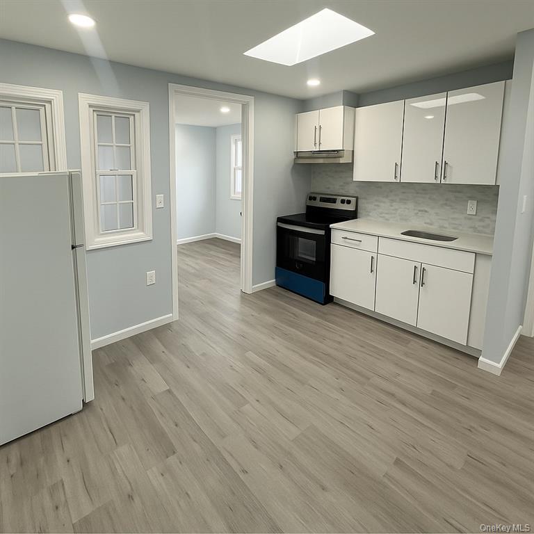 21813 Jamaica Avenue Property Photo 7