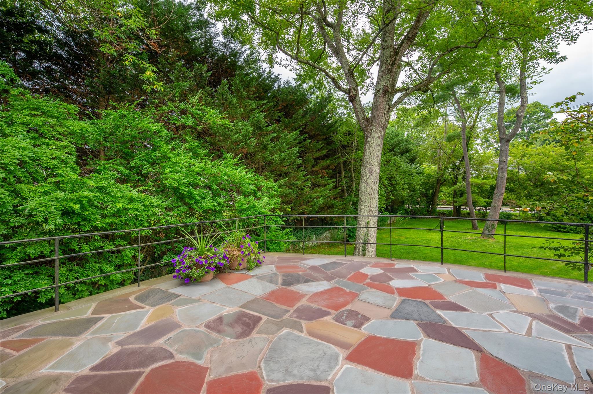 1108 Post Road Property Photo 5