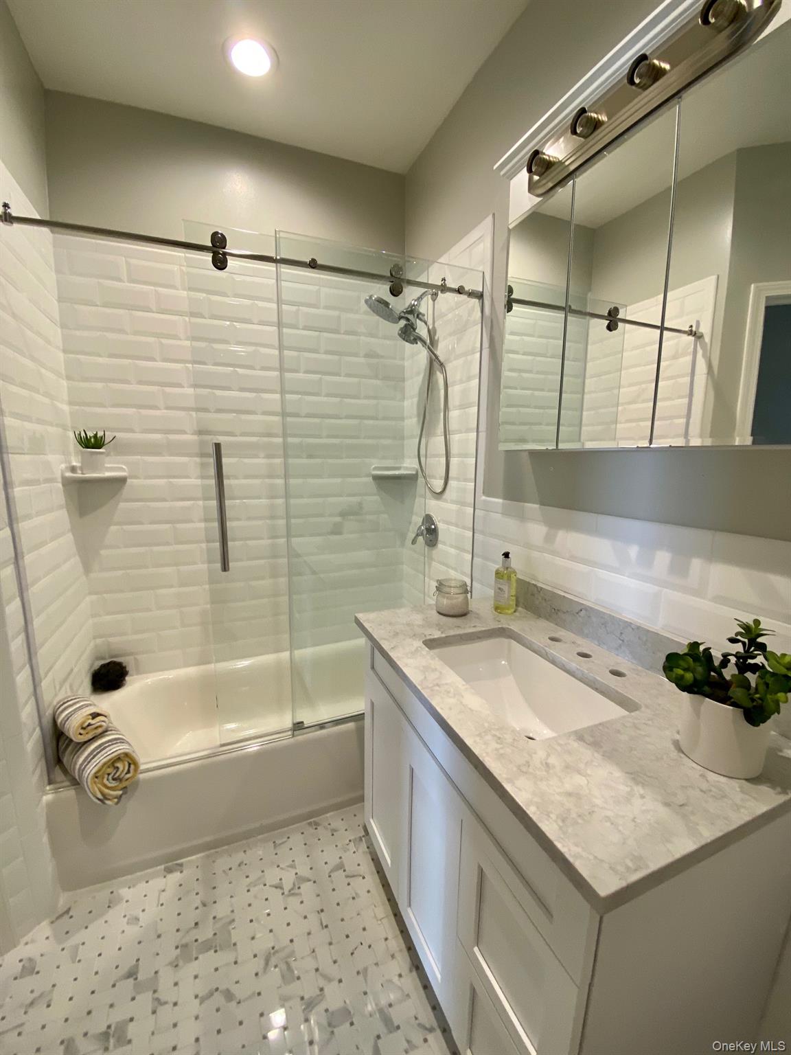 1 Charles Pond Drive 4-425 Property Photo 11