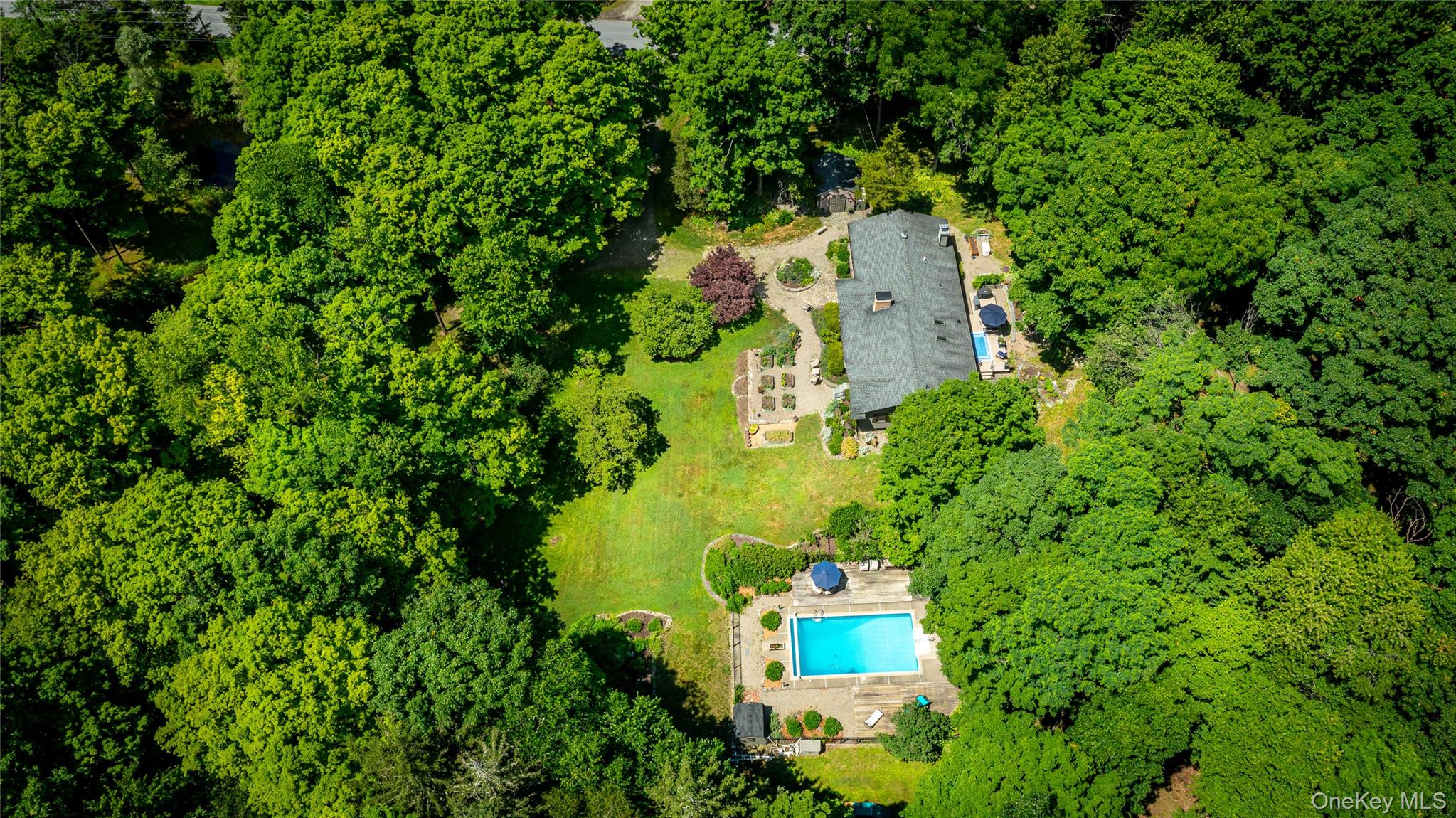 50 Field Road Property Photo 3