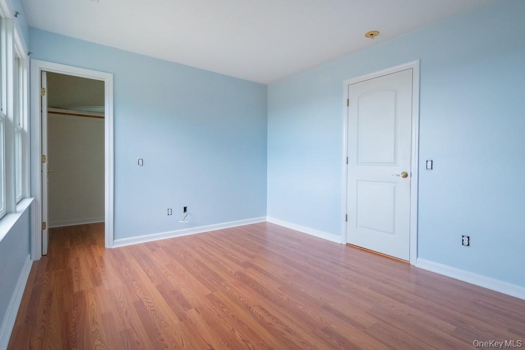 300 S Snedecor Avenue Property Photo 20