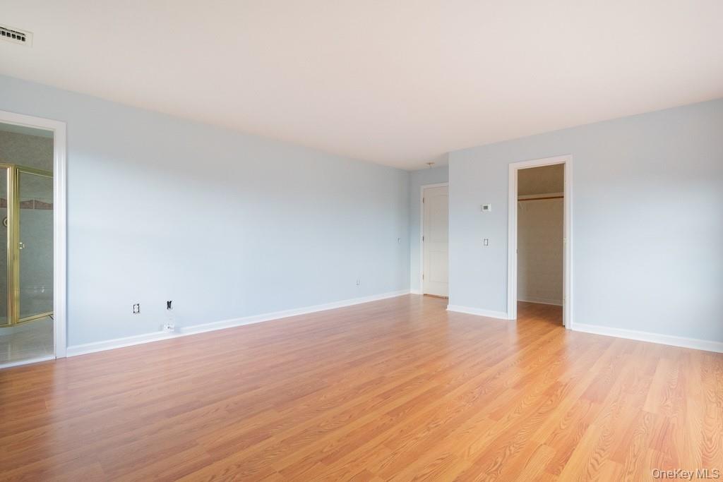 300 S Snedecor Avenue Property Photo 22