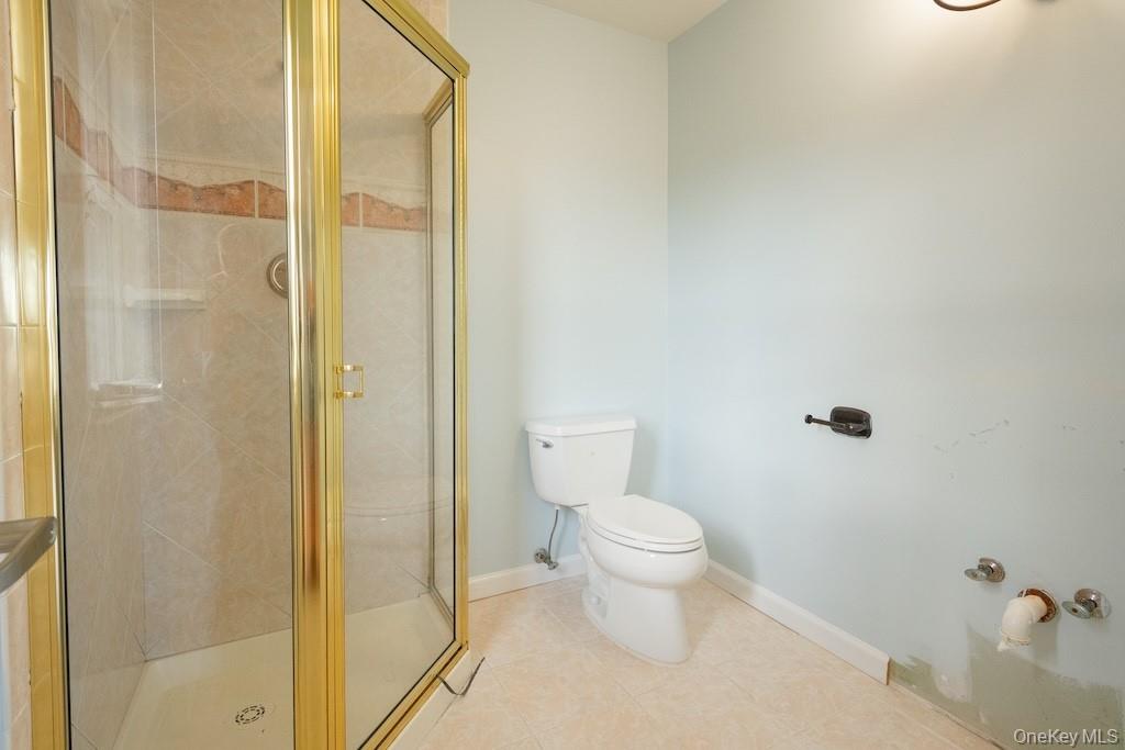 300 S Snedecor Avenue Property Photo 23