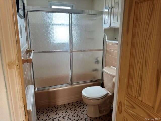 2316 Westlake Court Property Photo 12
