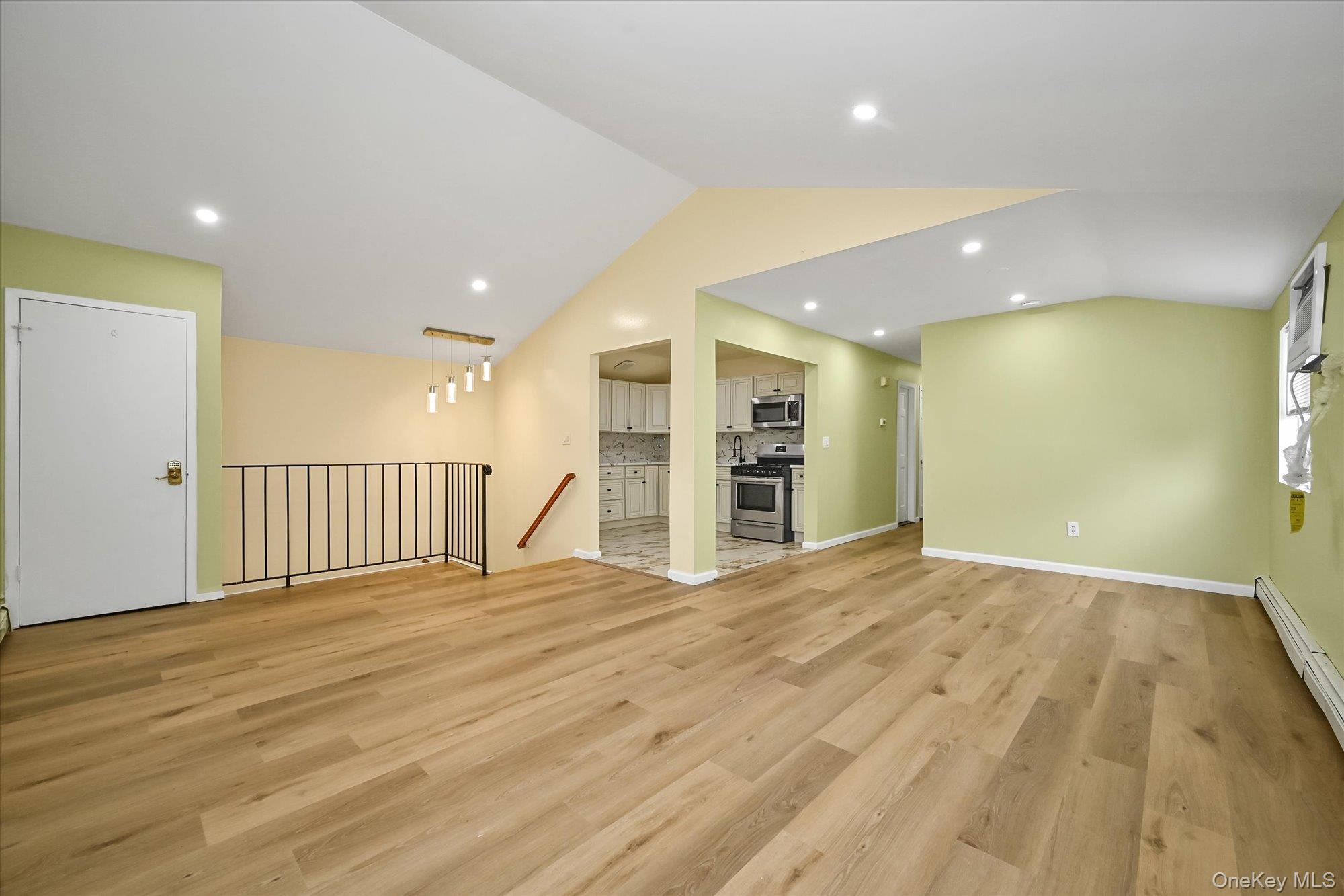 6-24 Beach 64th Street Property Photo 3